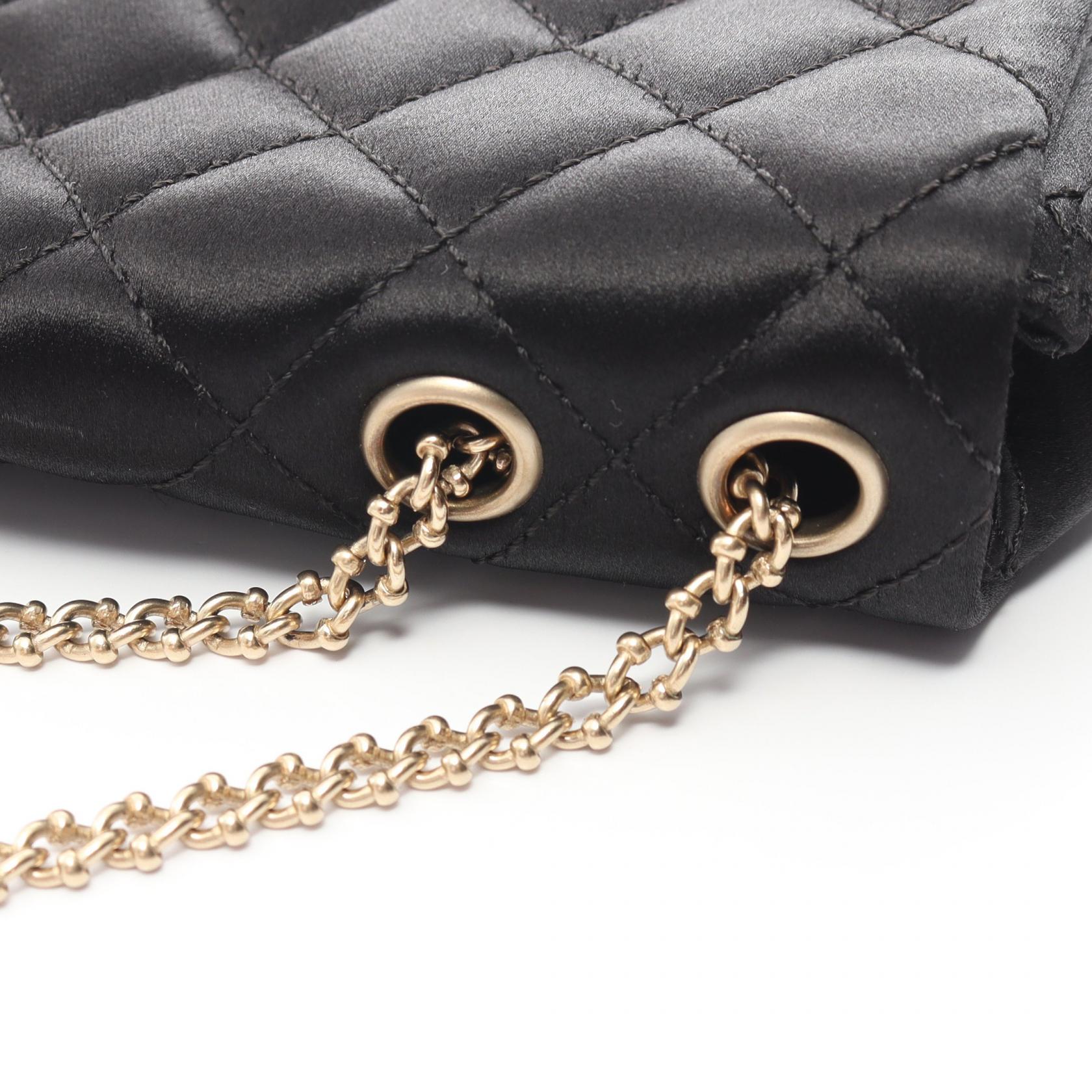 Top Quality Chanel Matelasse Fabric Shoulder Bag