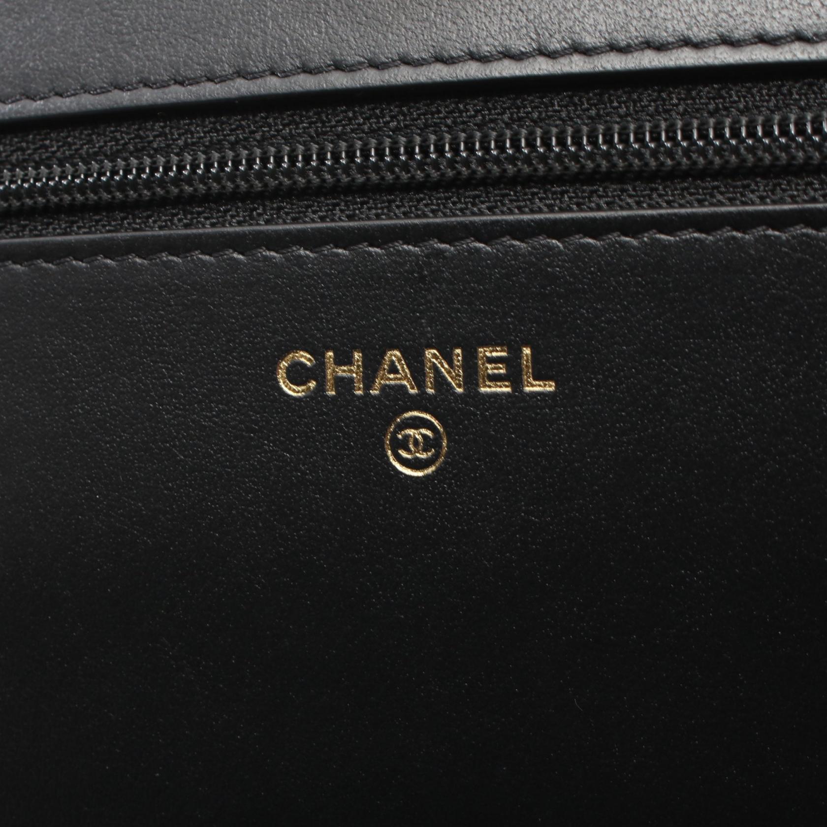 Top Quality Chanel Boy Matelasse Shoulder Bag Black
