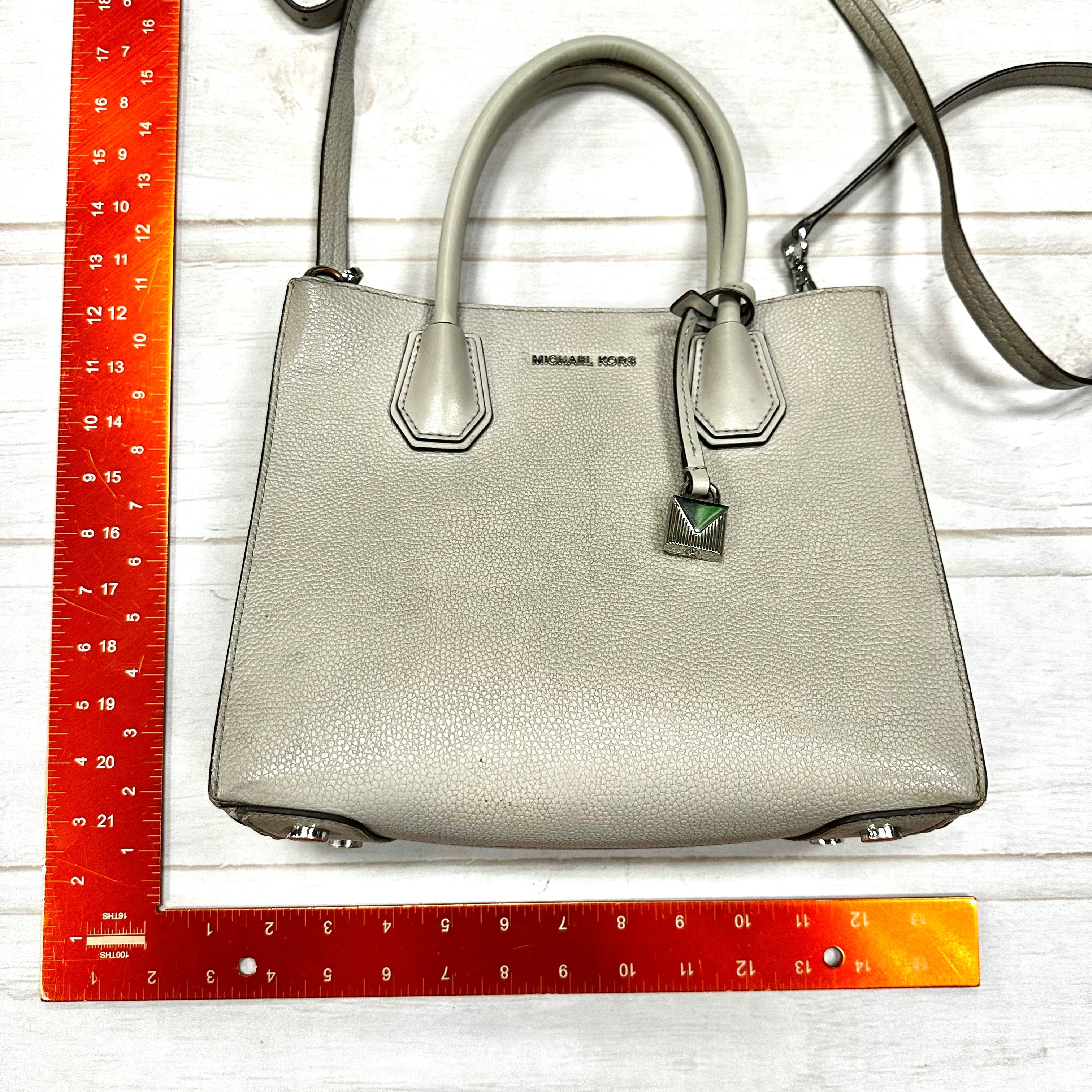 Handbag Designer By Michael Kors. Size: Medium