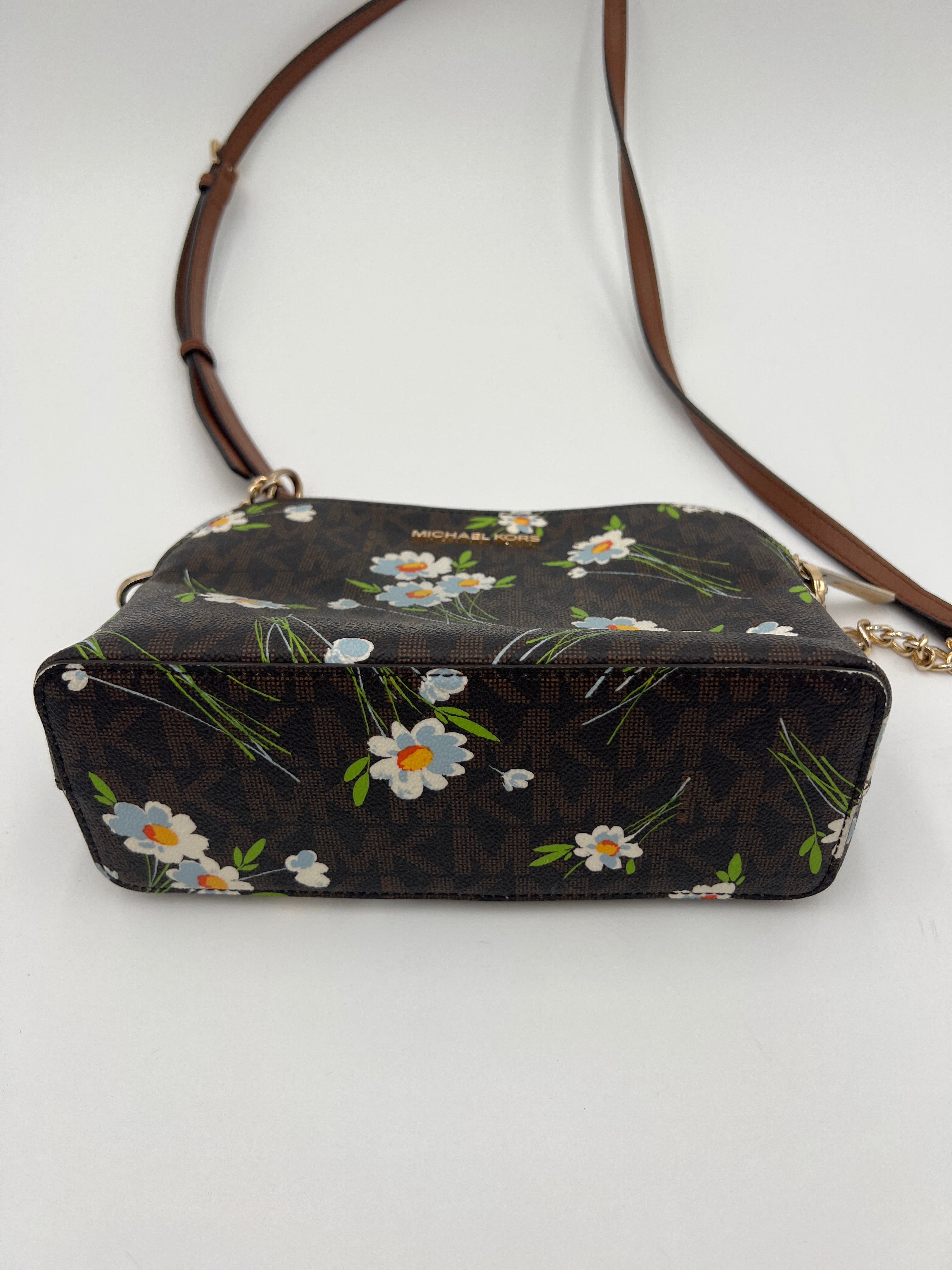 Crossbody Designer By Michael Kors. Size: Medium