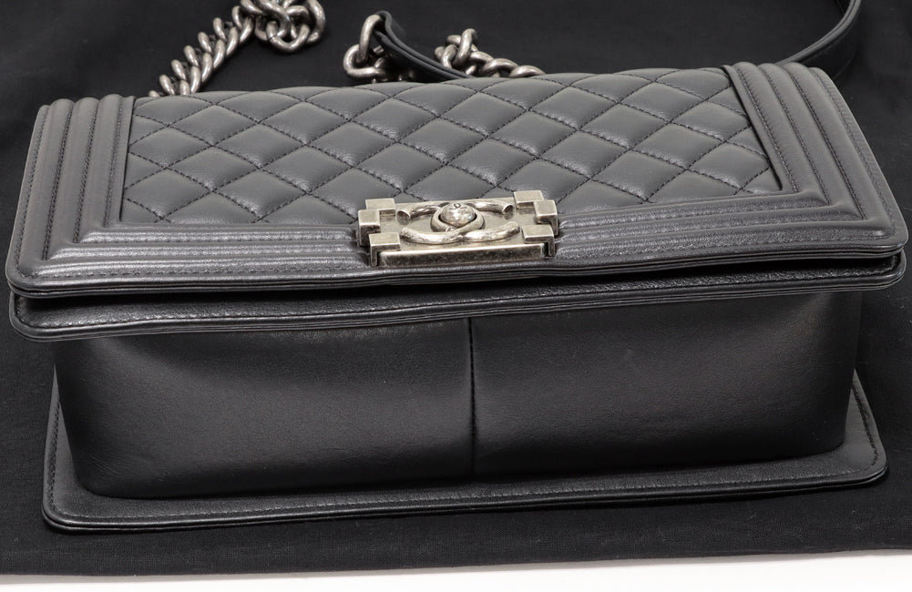 Top Quality Chanel Boy Chain Shoulder Bag Lambskin Black A67086