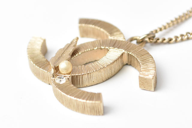 Top Quality Chanel Necklace Pendant Metal Rhinestone Faux Pearl Gold