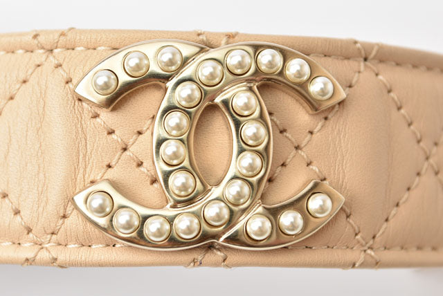 Top Quality Chanel Matelasse Coco Mark Pearl Motif Bangle