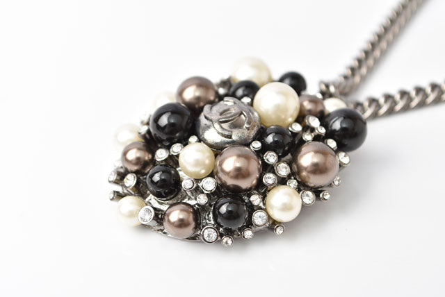 Top Quality Chanel Necklace/Pendant Resin/Faux Pearl/Rhinestone Black/White/Silver