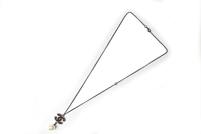 Top Quality Chanel 2way Necklace/Pendant with Coco Mark and Pearl Motif