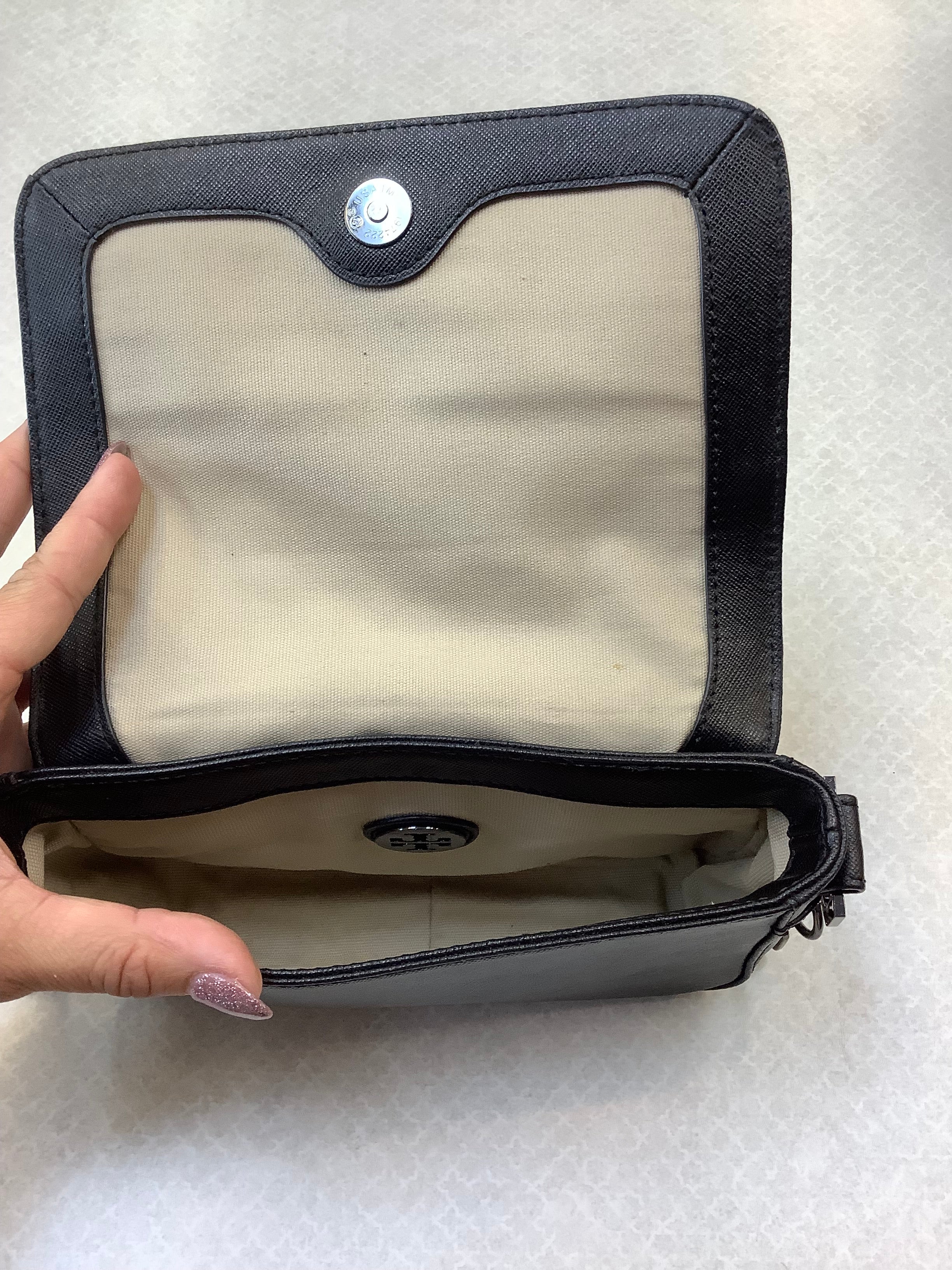 Crossbody Designer By Tory Burch. Size: Small