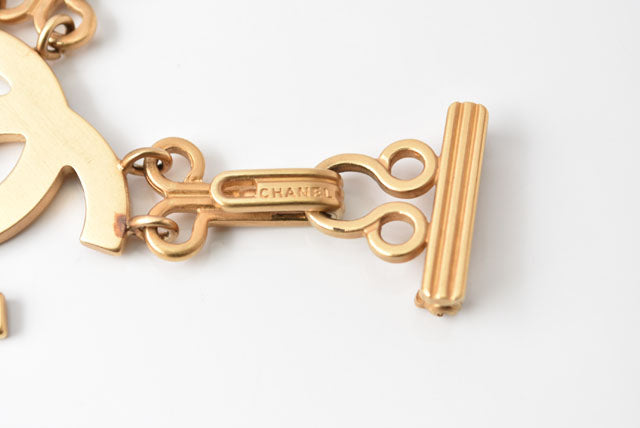 Top Quality Chanel Vintage Gold Brooch Pin