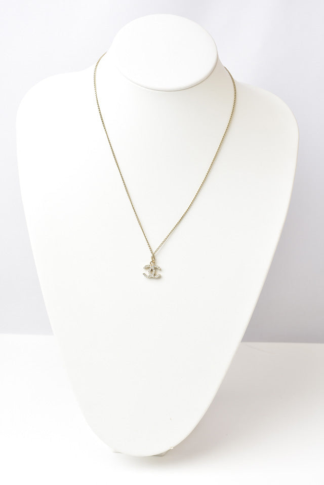 Top Quality Chanel Necklace/Pendant with Rhinestones and Gold