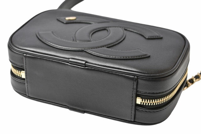 Top Quality Chanel Leather Belt Bag Chain Pouch