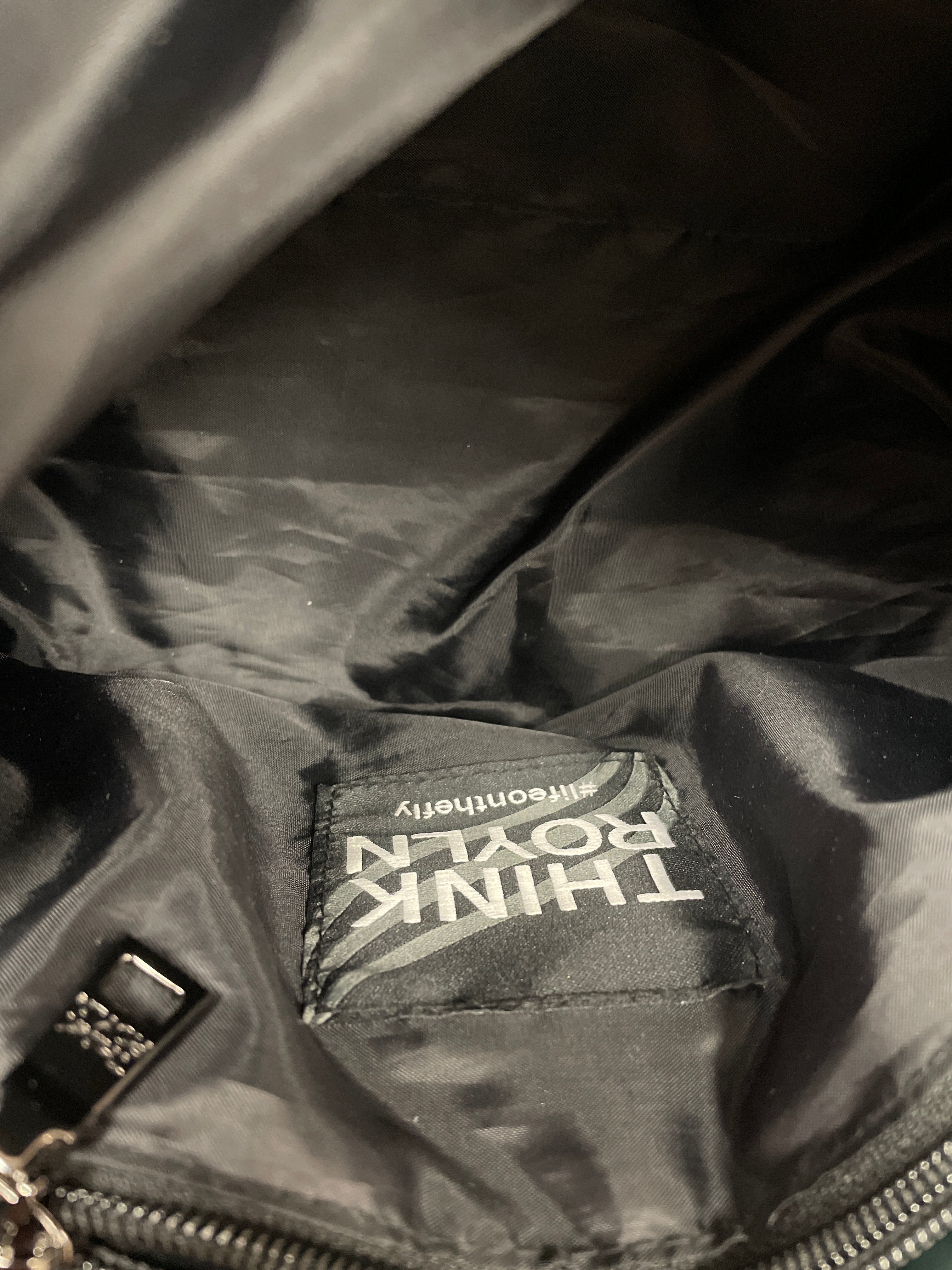 Crossbody By Think Royln. Size: Large