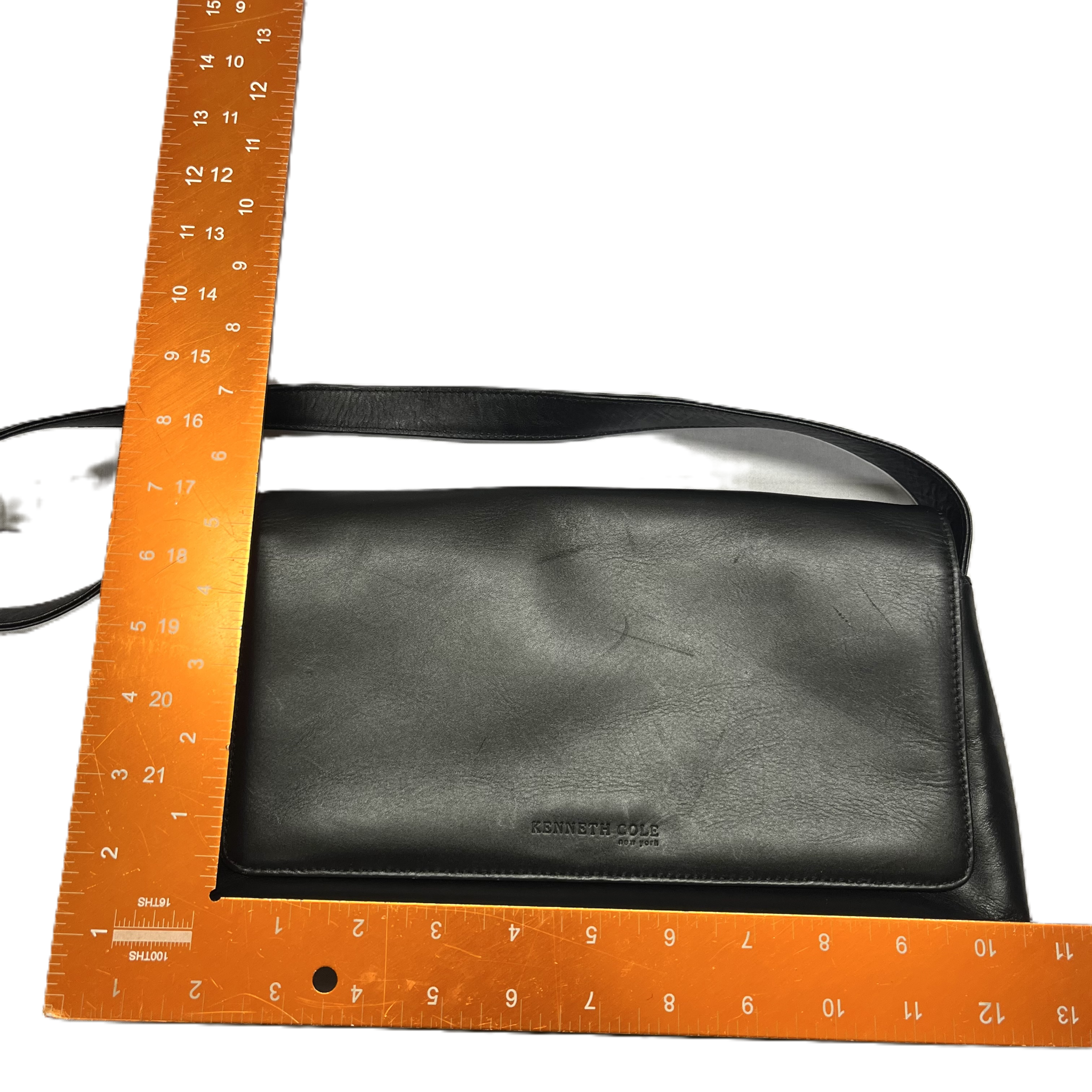 Handbag Leather By Kenneth Cole. Size: Medium