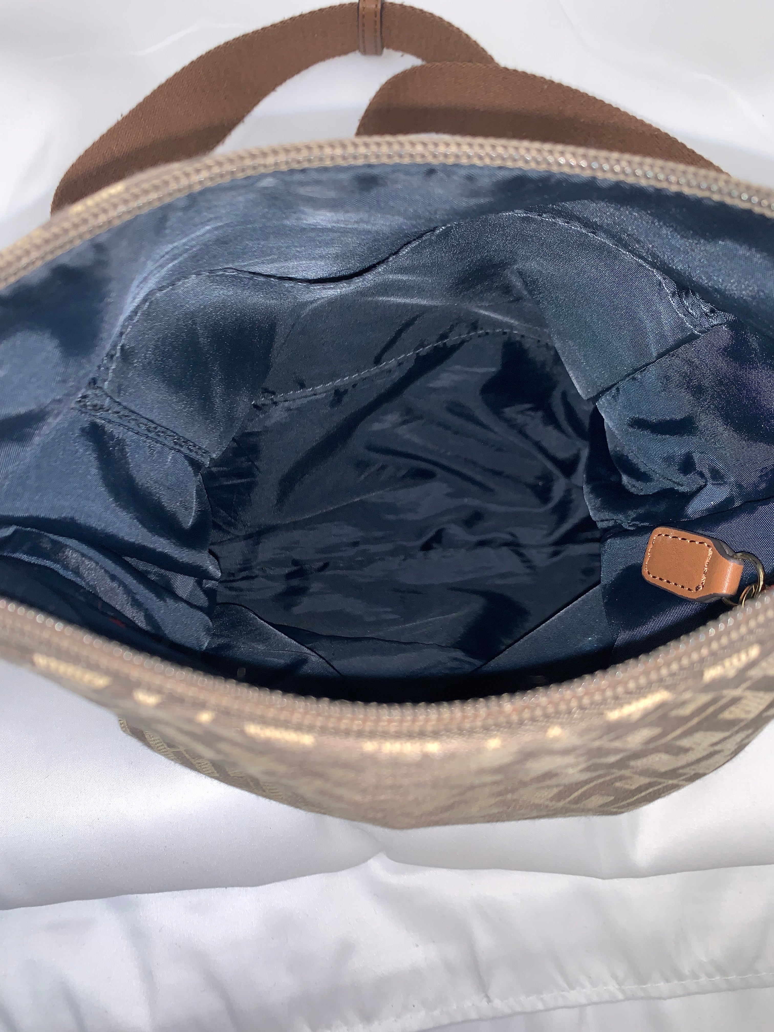 Crossbody By Tommy Hilfiger. Size: Medium