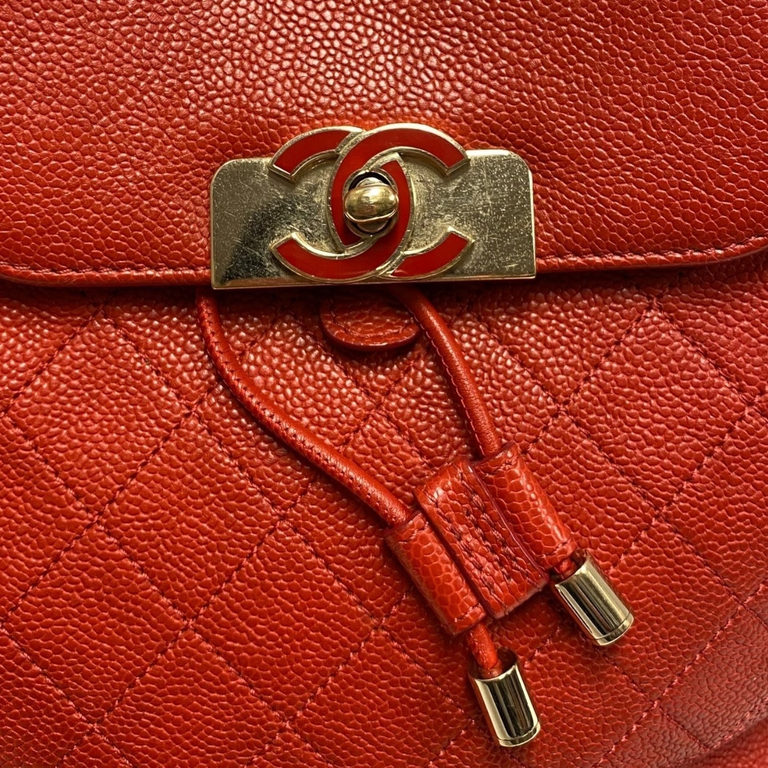 Backpack Luxury Designer Chanel. Size Medium