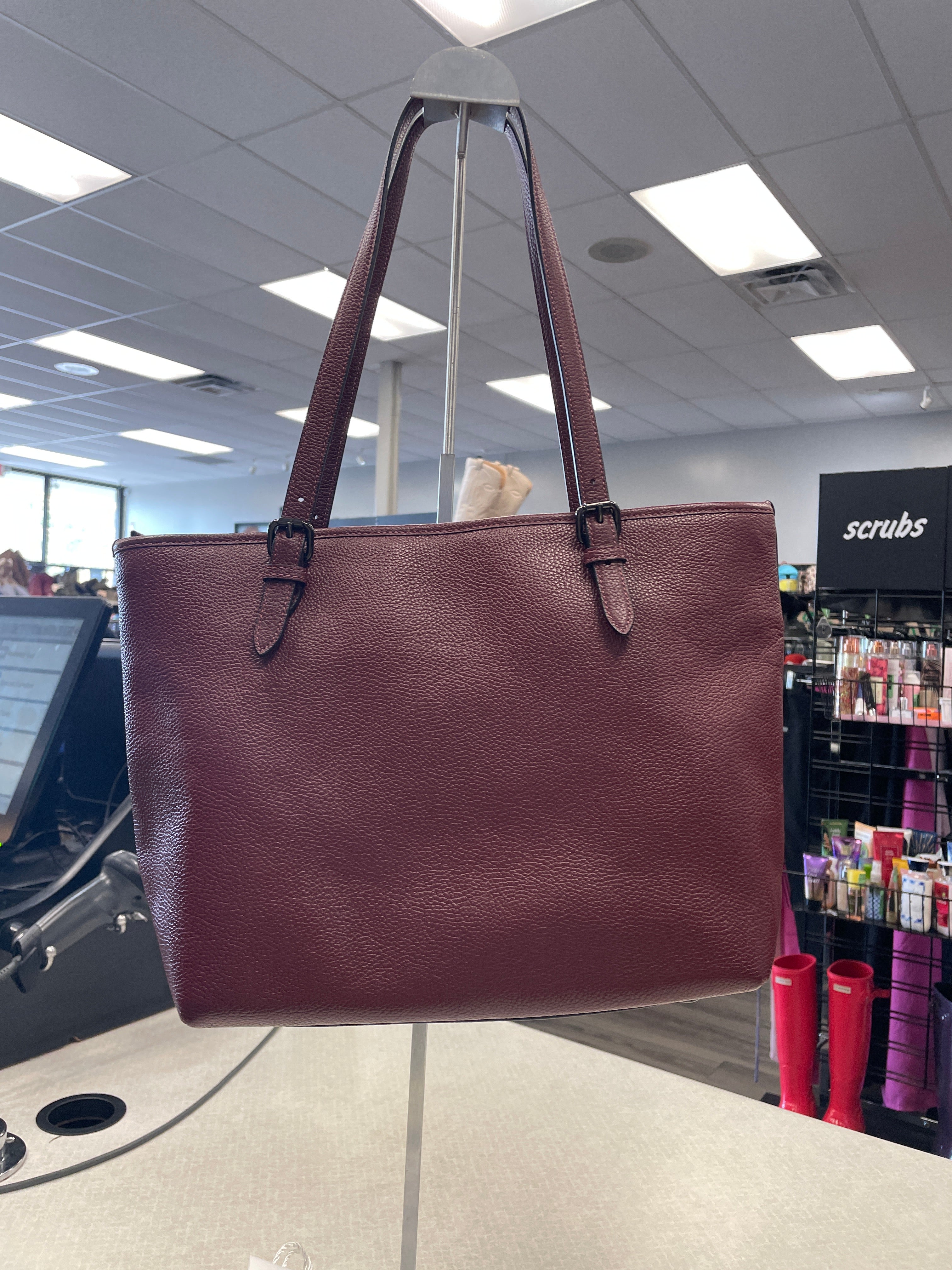 Handbag Designer By Coach. Size: Large