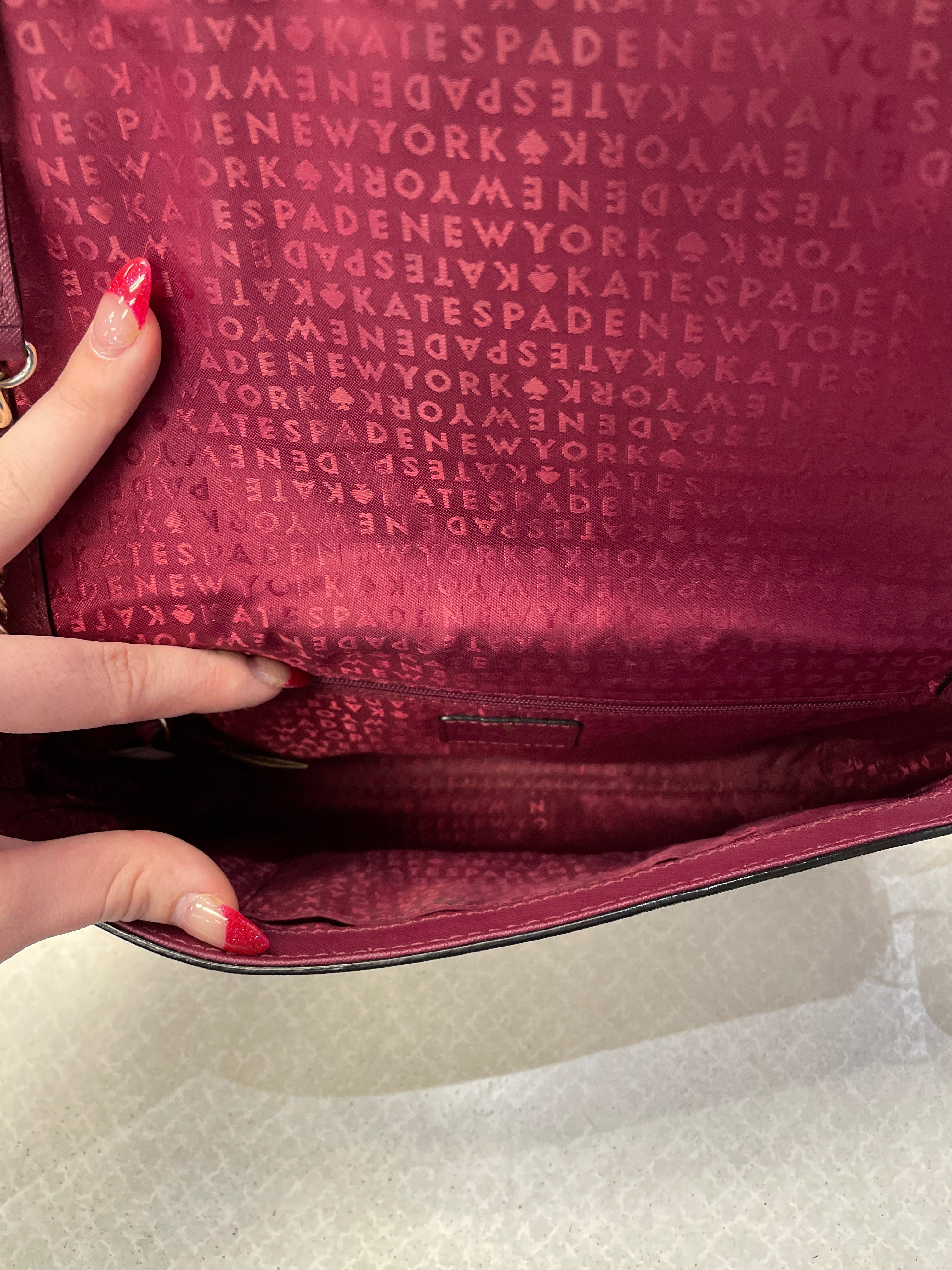 Crossbody Designer Kate Spade. Size Medium