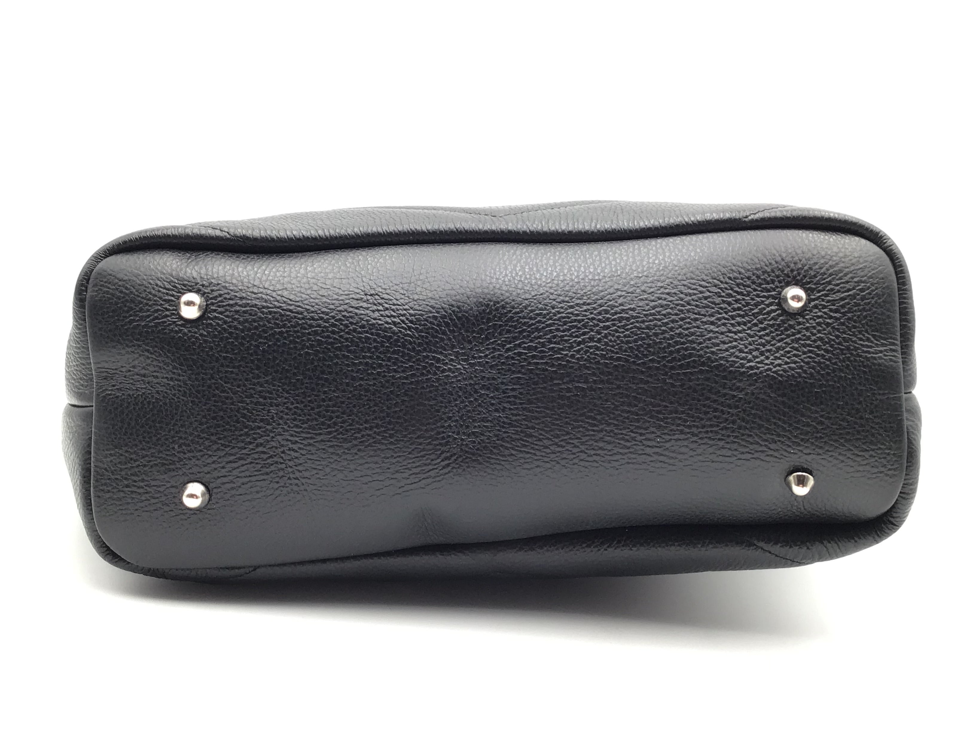 Tote By Clothes Mentor. Size: Large