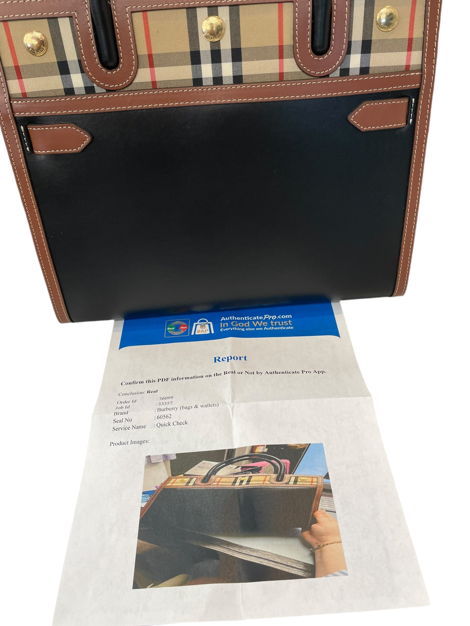 Handbag Luxury Designer By Burberry. Size: Medium