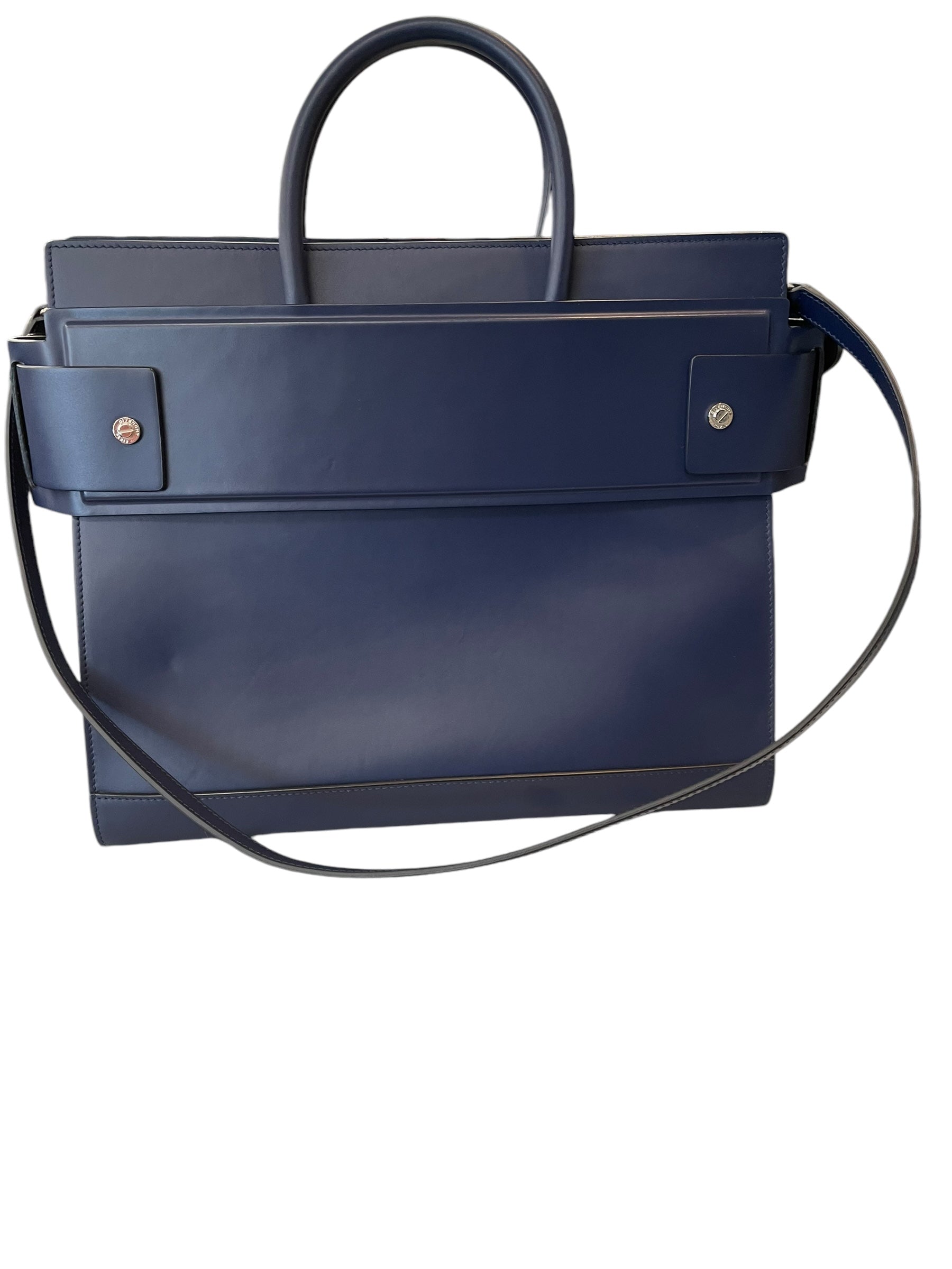 Handbag Luxury Designer By Givenchy. Size: Large