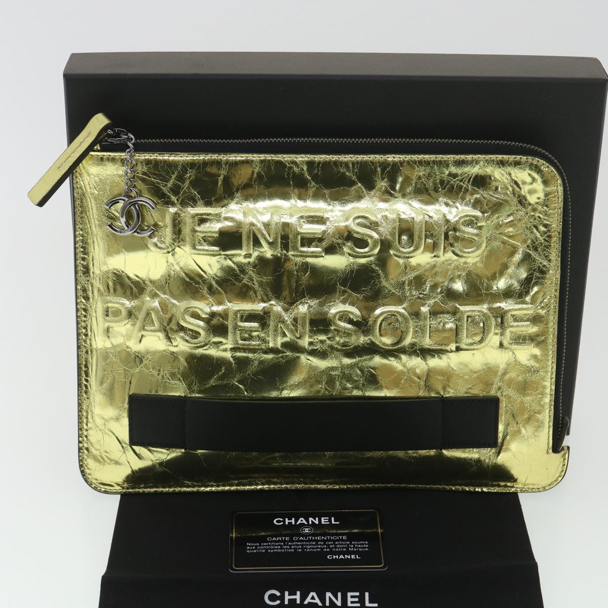Top Quality Chanel Clutch Bag Metallic Leather Gold A82164 CC Auth 38172