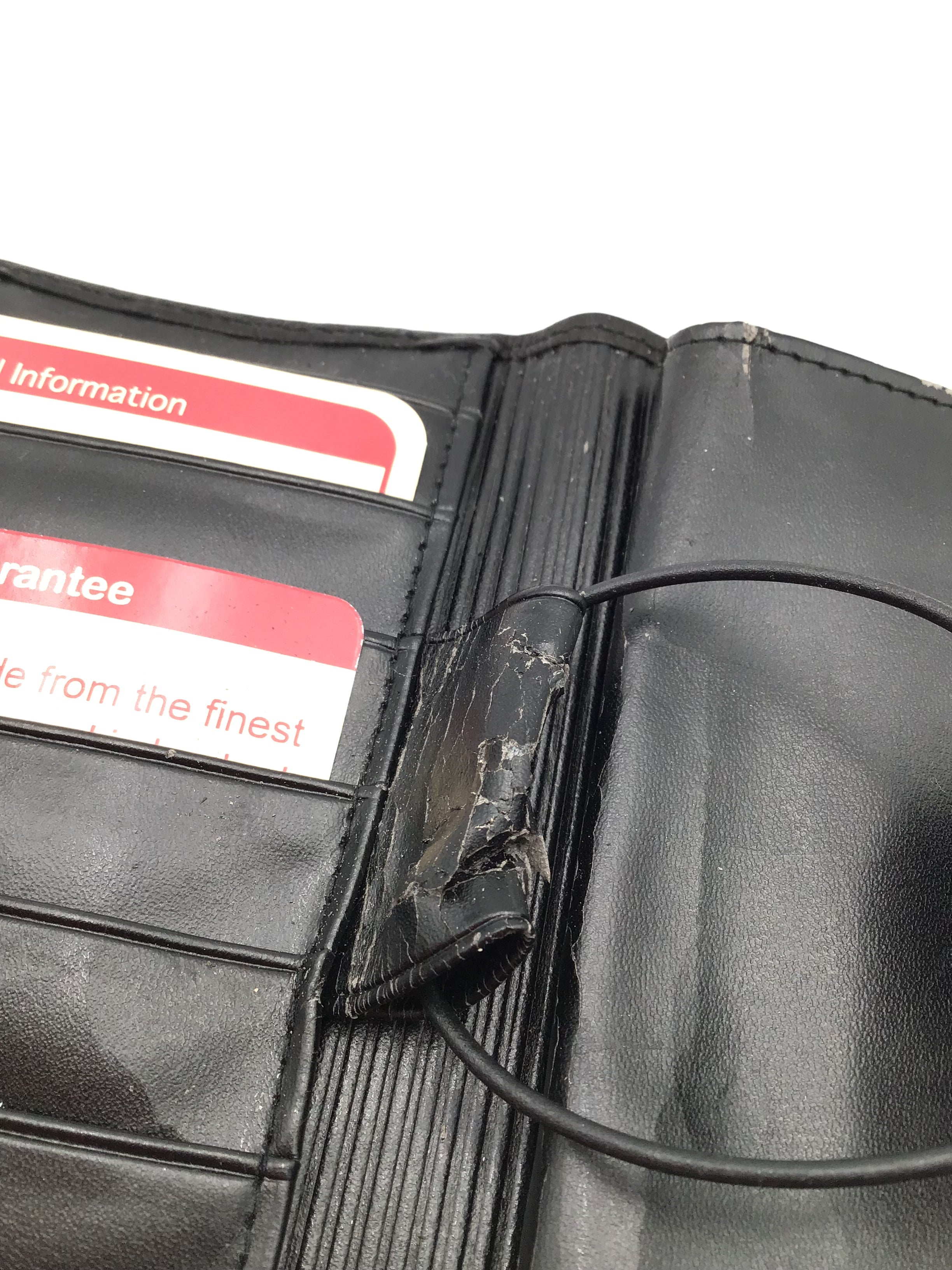 Wallet By Buxton. Size: Small