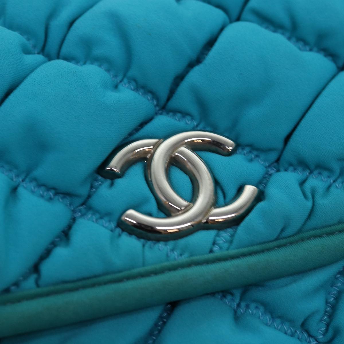 Top Quality Chanel Chain Shoulder Bag Nylon Blue CC Auth 74407A