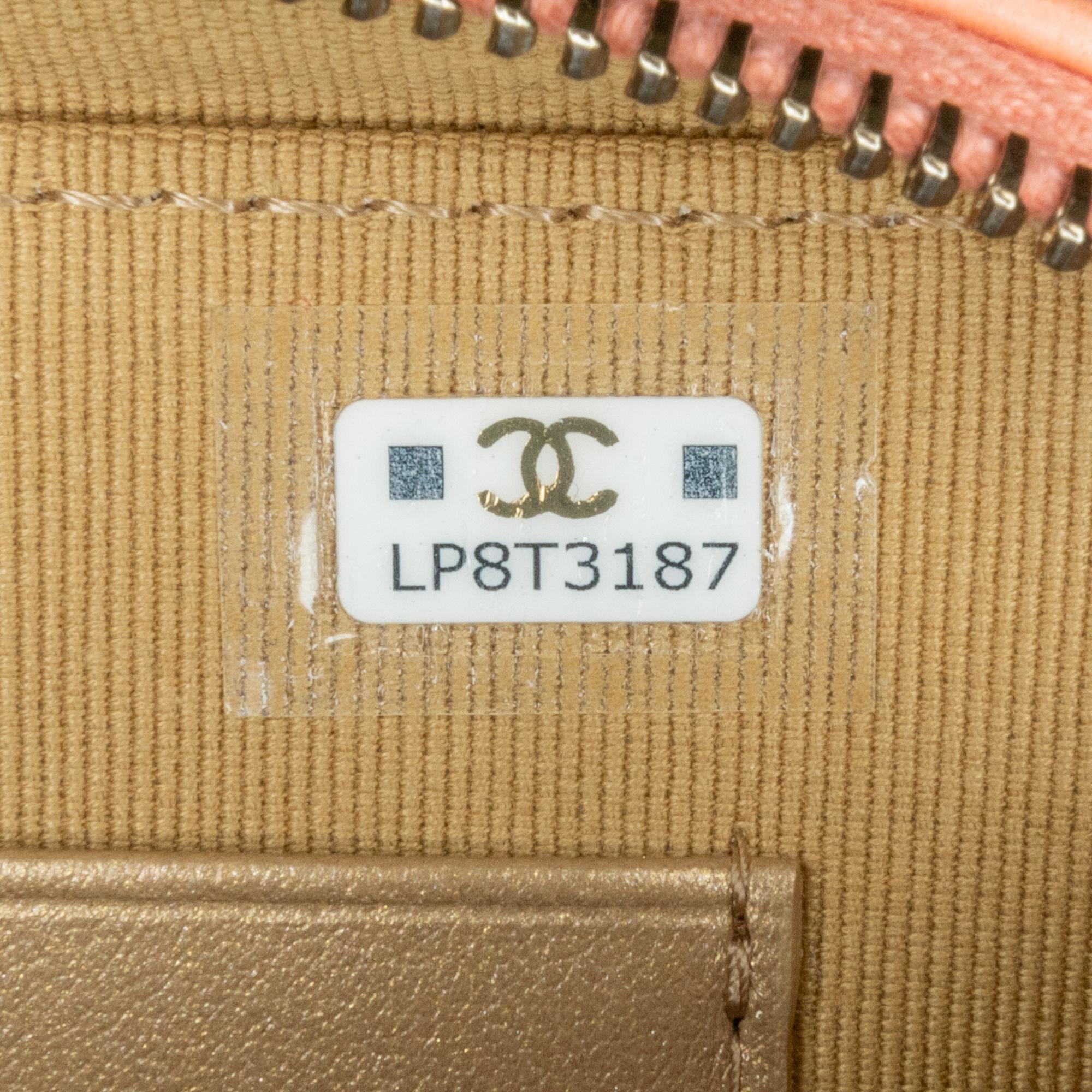 Top Quality Chanel CC Quilted Lambskin Pearl Crush Camera Bag (SHG-DwY2S3)