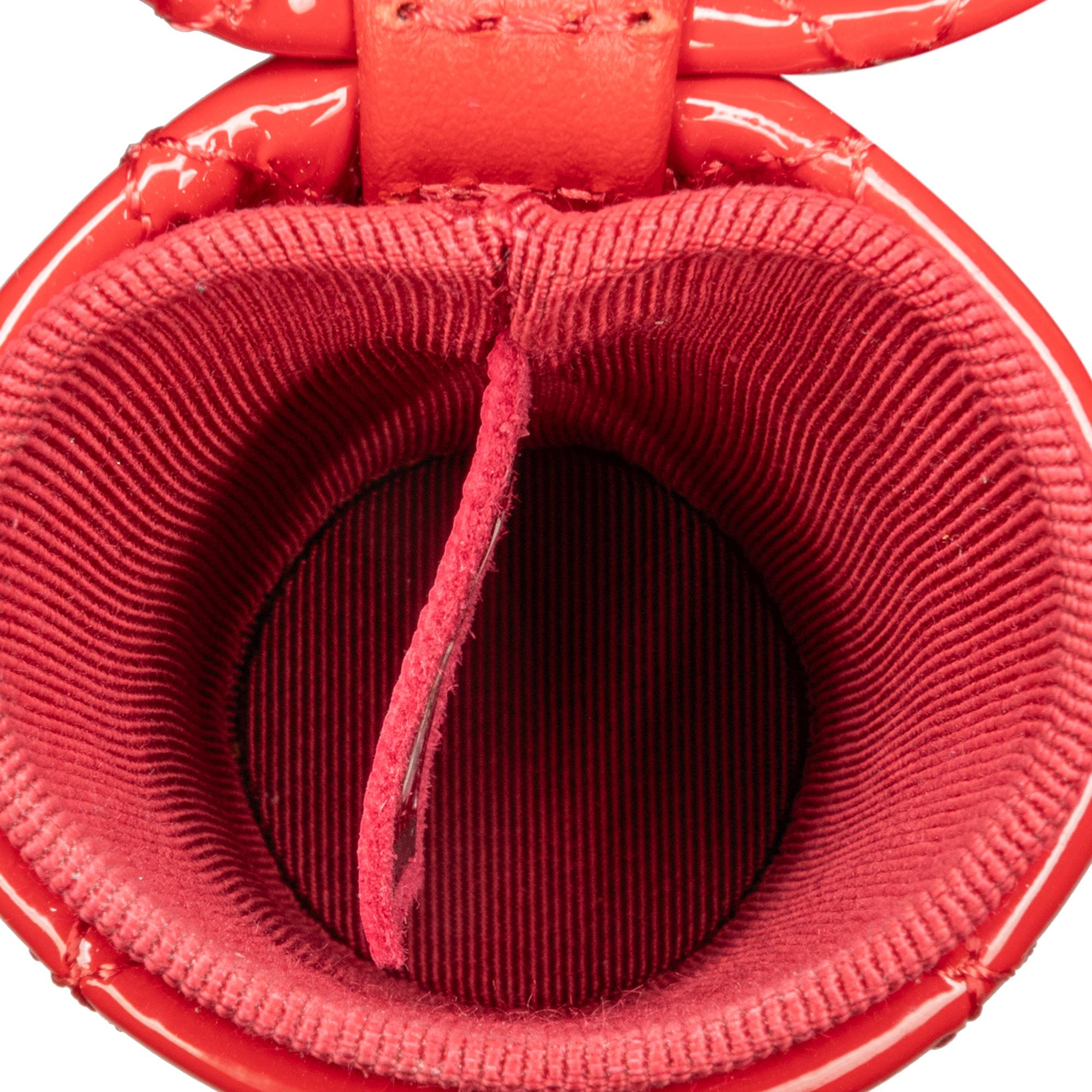 Top Quality Chanel CC Quilted Patent Lipstick Case (SHG-3hfbHz)
