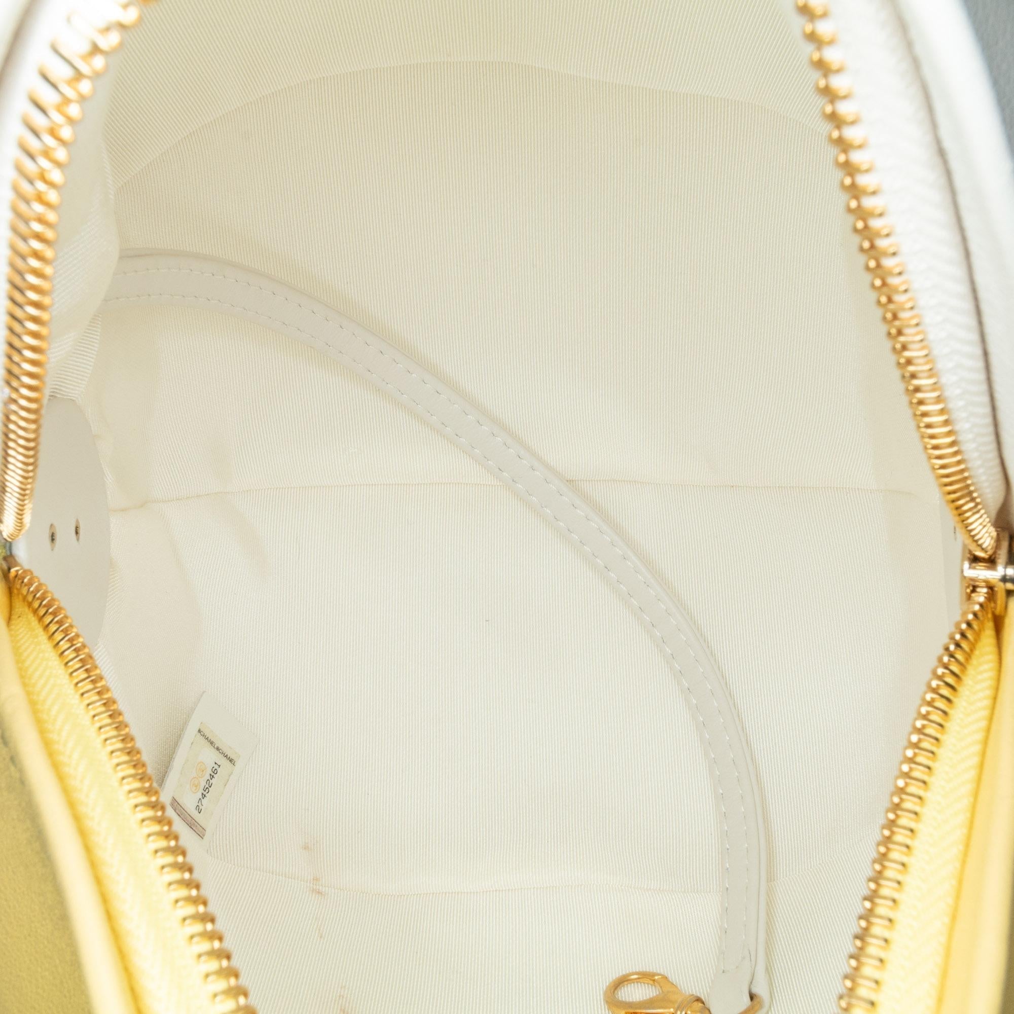 Top Quality Chanel Calfskin Coco Beach Ball Bag (SHG-Bnivbf)