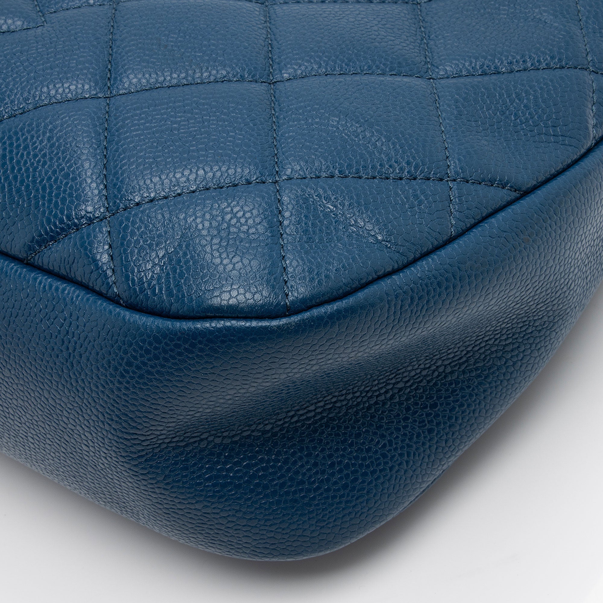 Top Quality Chanel Caviar Leather CC Timeless Medium Shoulder Bag (SHF-u1RyRl)