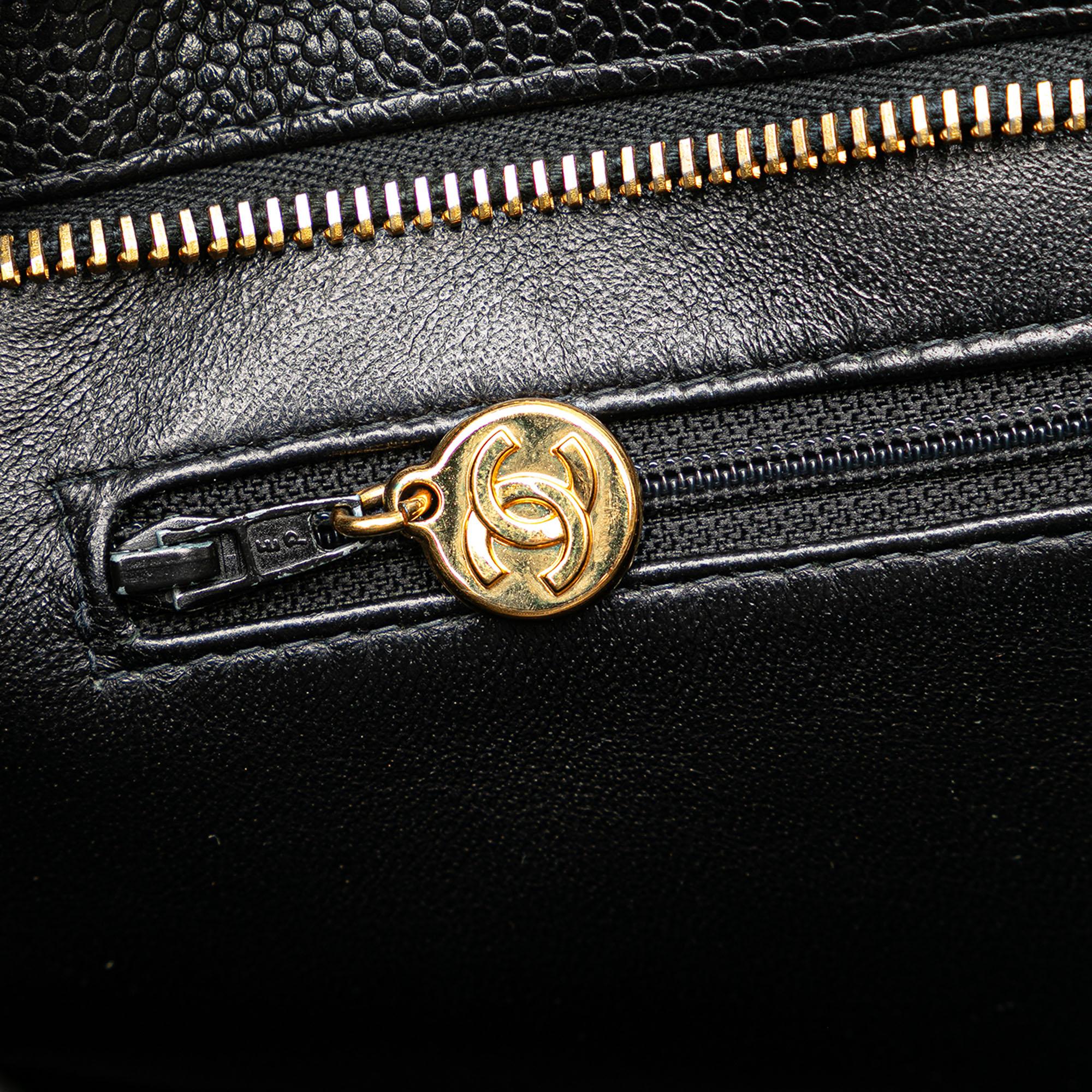 Top Quality Chanel Caviar Medallion Tote (SHG-y2ND77)