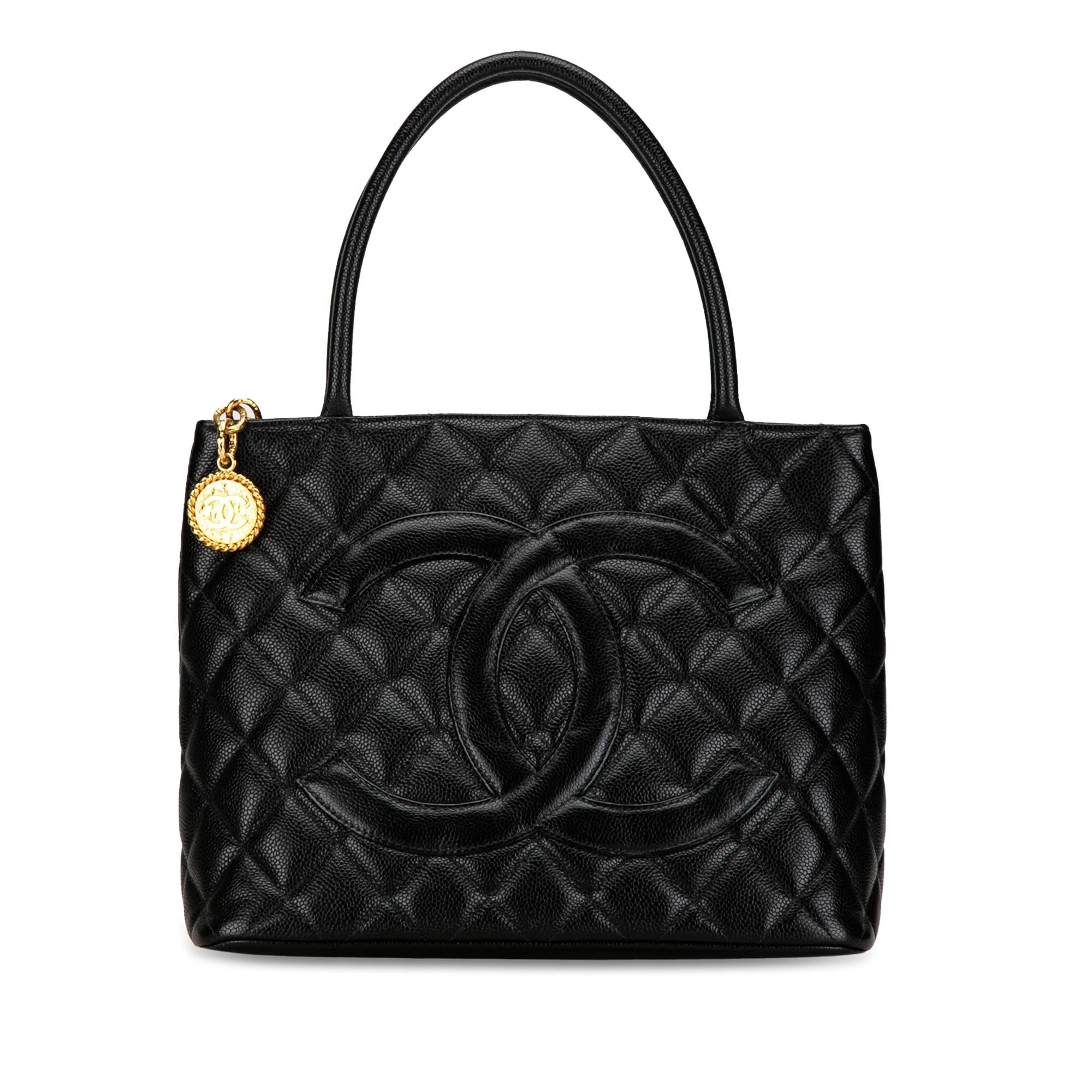 Top Quality Chanel Caviar Medallion Tote (SHG-y2ND77)