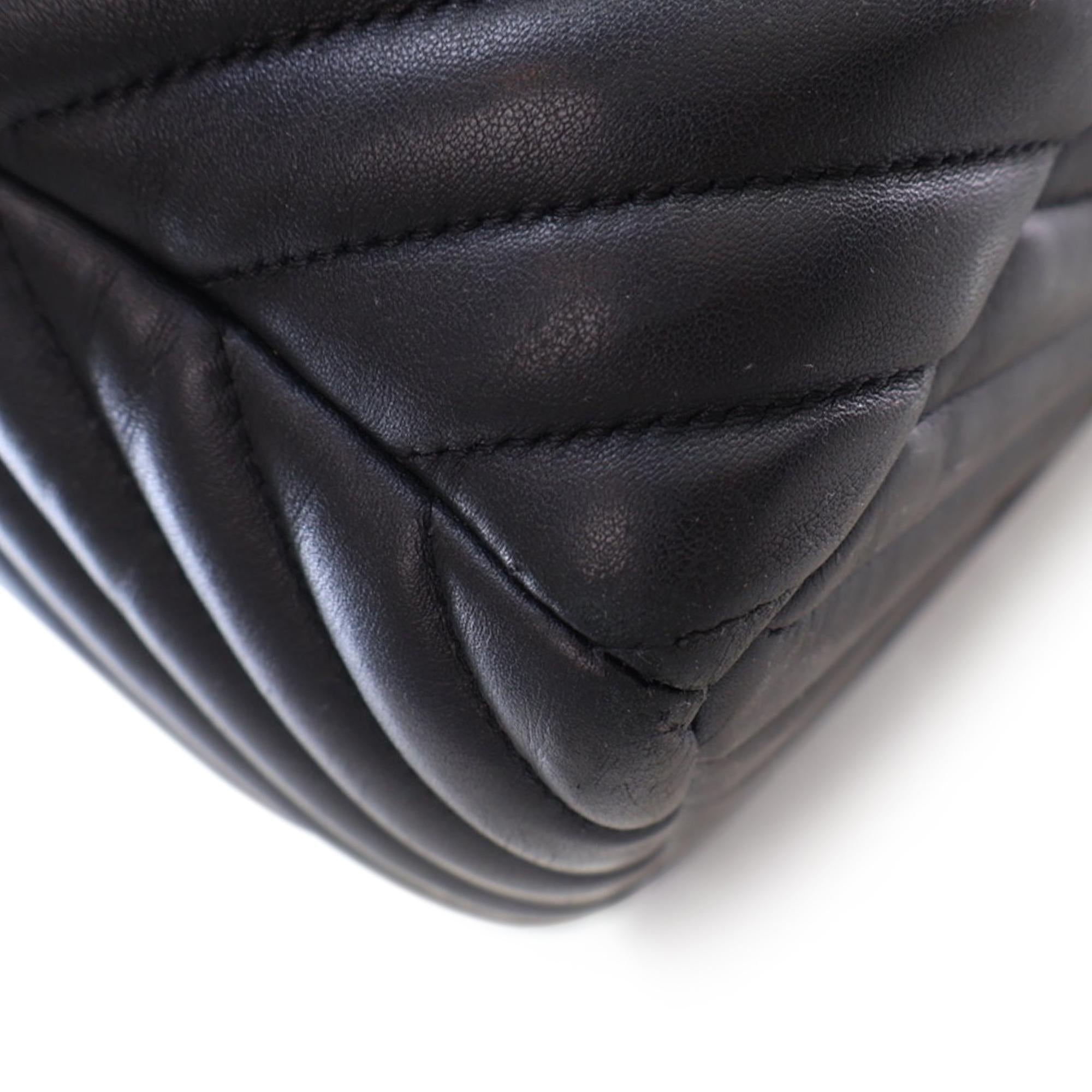 Top Quality Chanel Chevron Calfskin Urban Spirit Bucket Bag (SHG-1h2tvq)