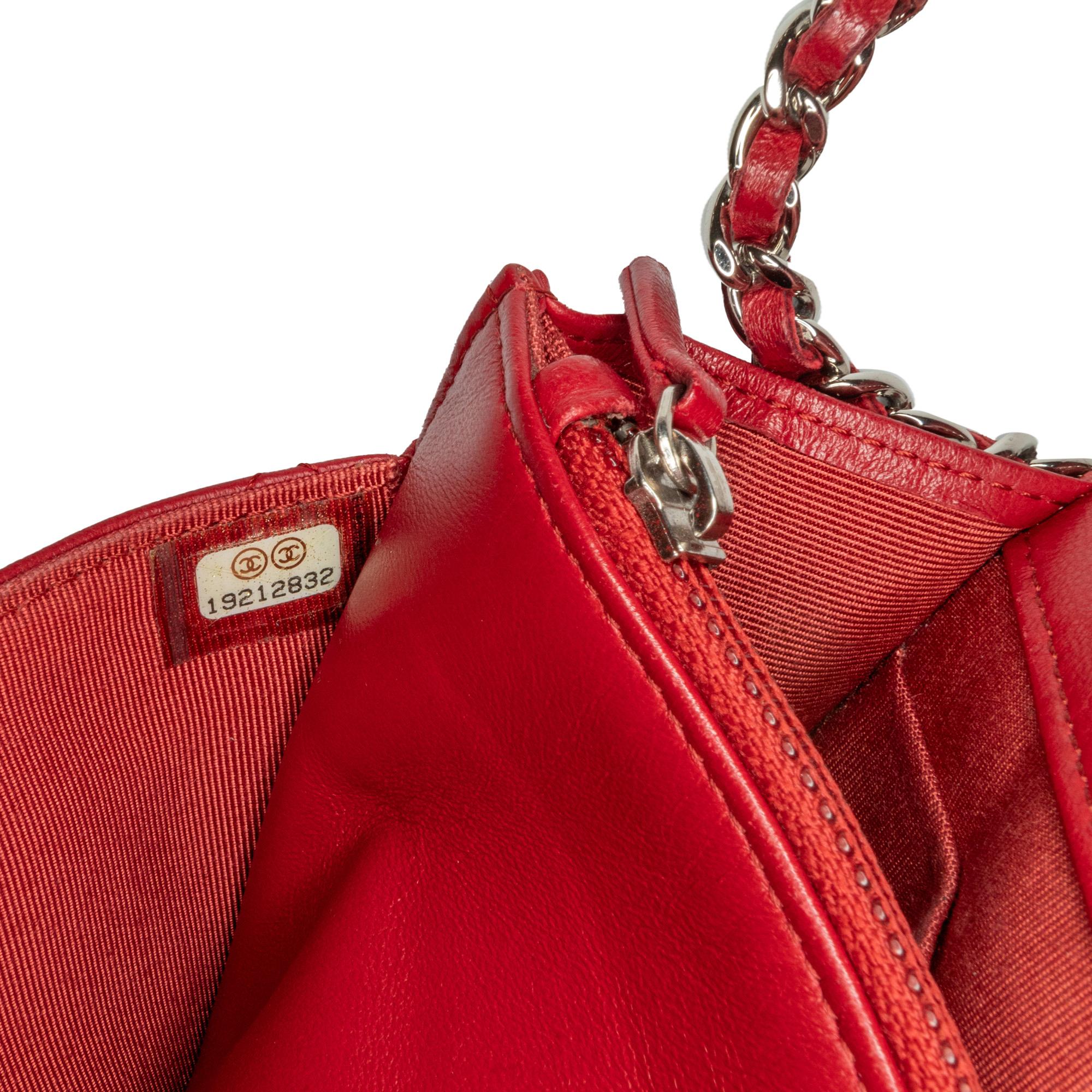 Top Quality Chanel Classic Lambskin Wallet on Chain (SHG-K44mDi)