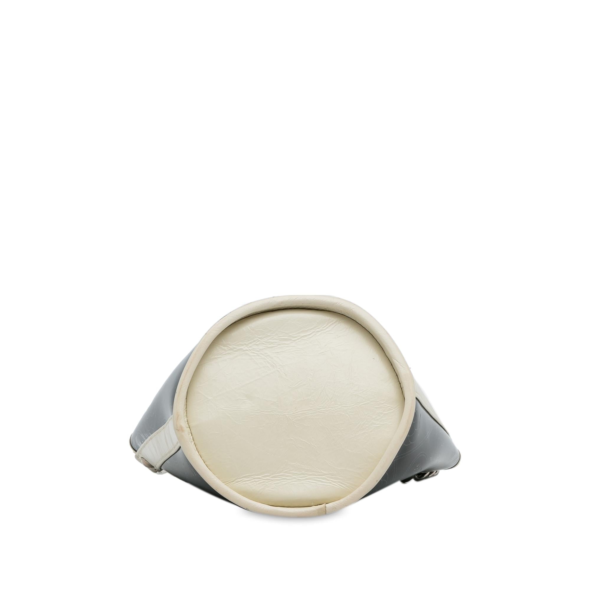 Top Quality Chanel Crumpled Calfskin PVC Camellia Bucket (SHG-xosy4Q)