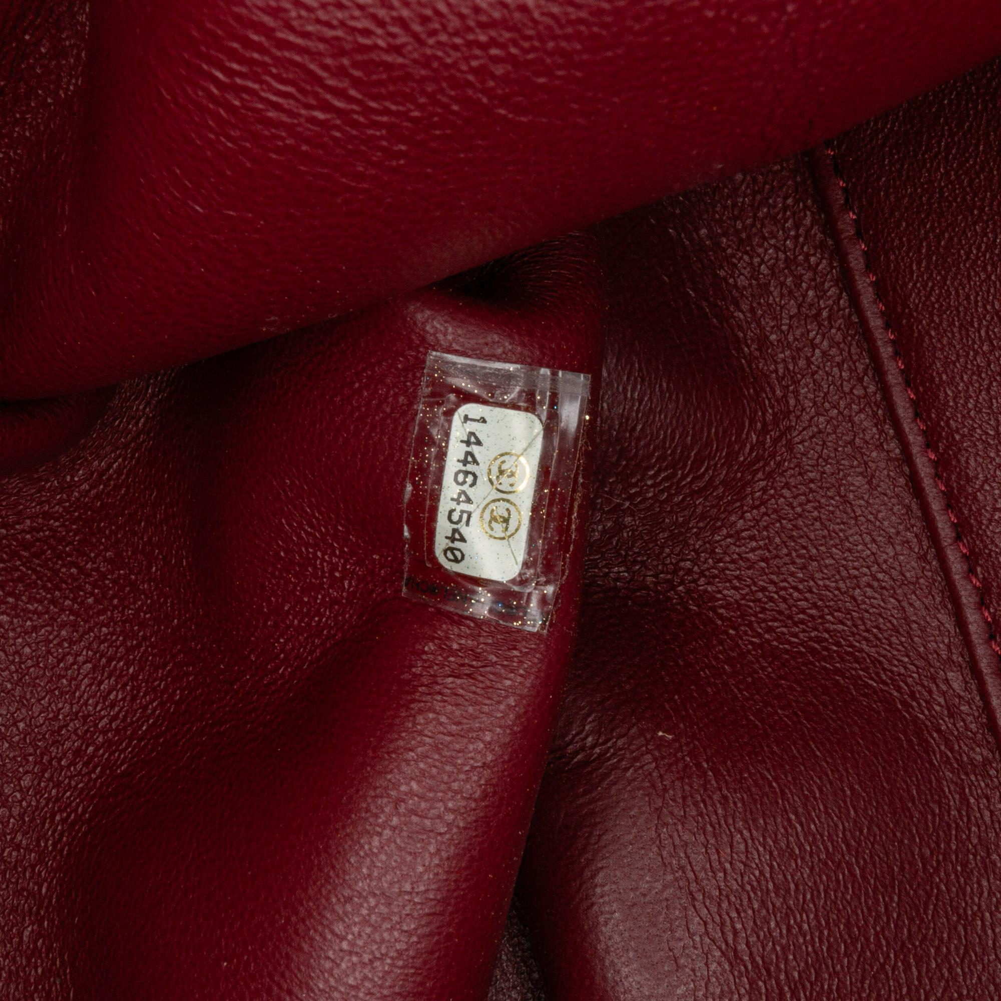 Top Quality Chanel Jumbo Quilted Glazed Calfskin Clams Pocket Flap (SHG-jPBPrw)