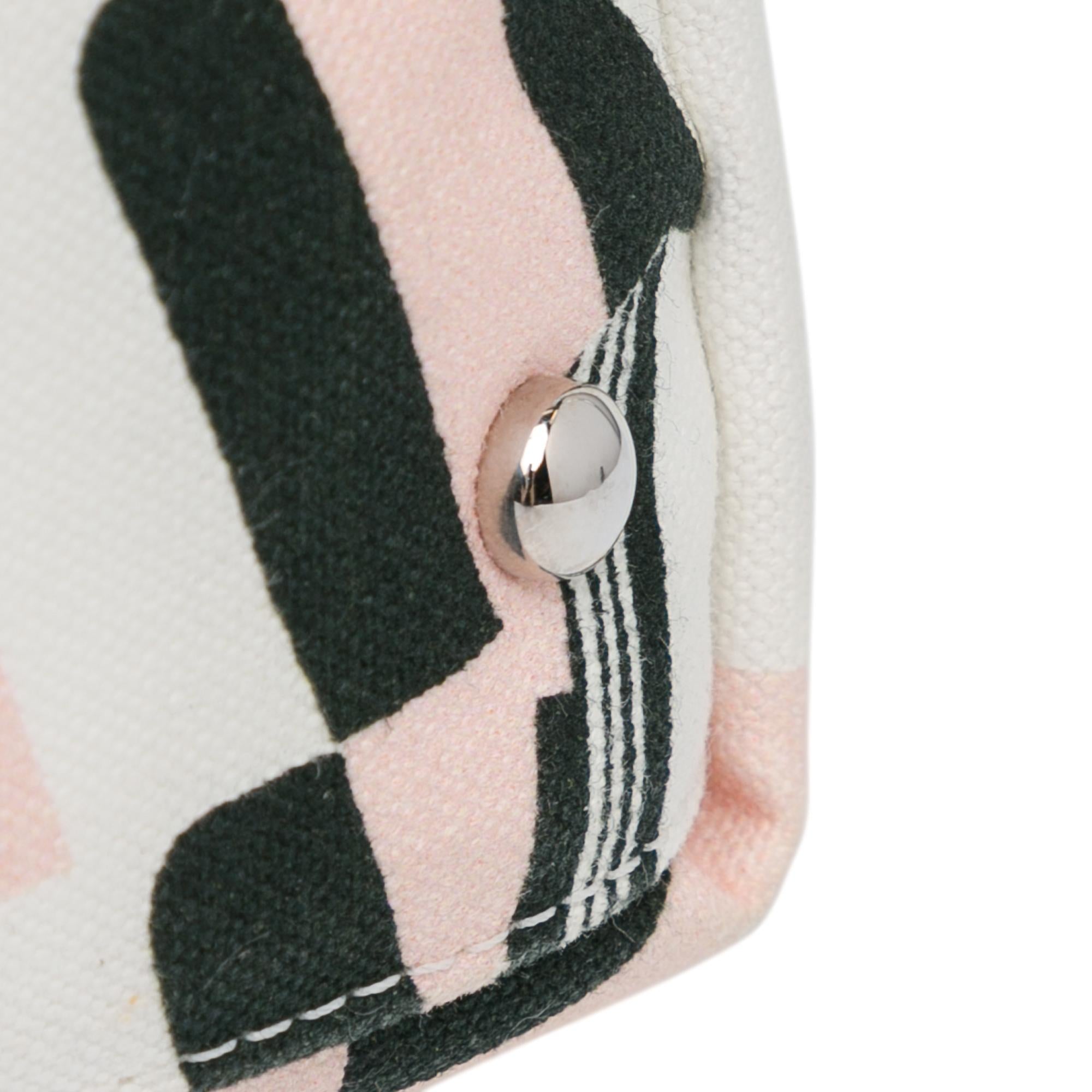 Top Quality Chanel La Pausa Bay Shopping Tote (SHG-BHPMOc)