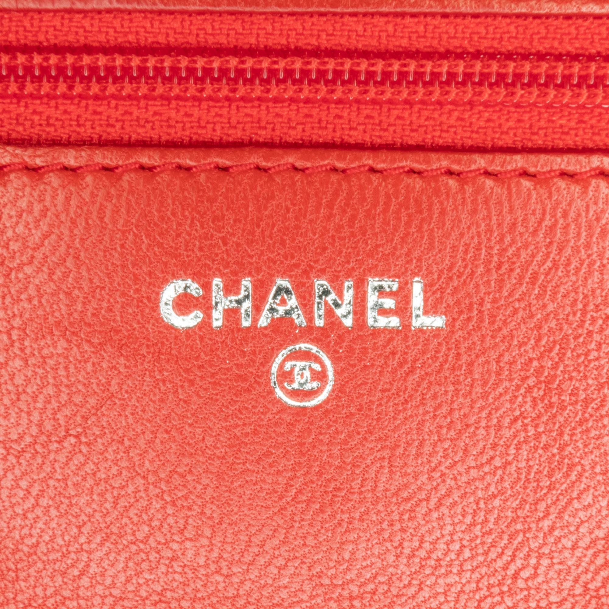 Top Quality Chanel Lambskin Diamond CC Wallet on Chain (SHG-K03AWt)