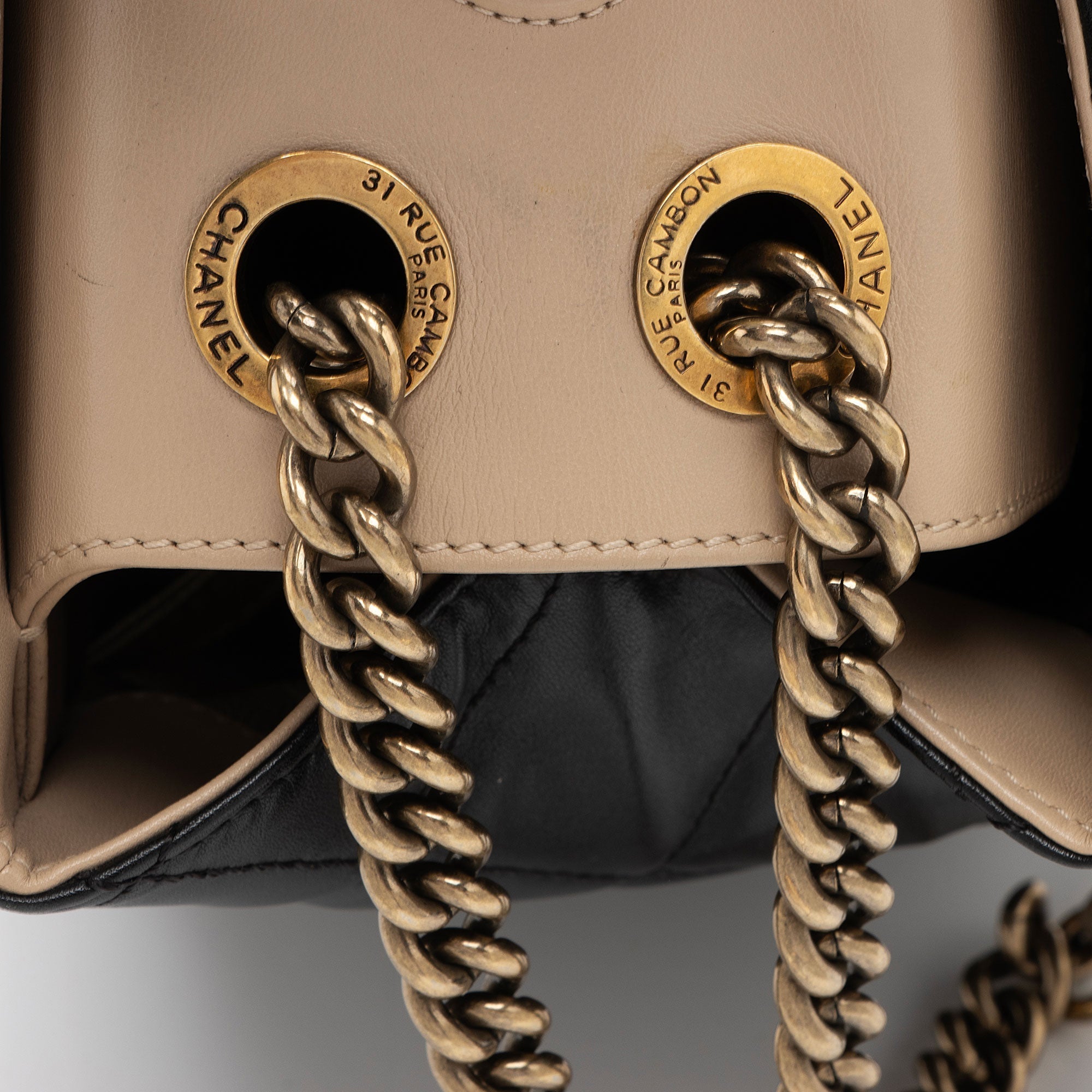 Top Quality Chanel Lambskin Portobello Small Tote (SHF-Drtxbt)