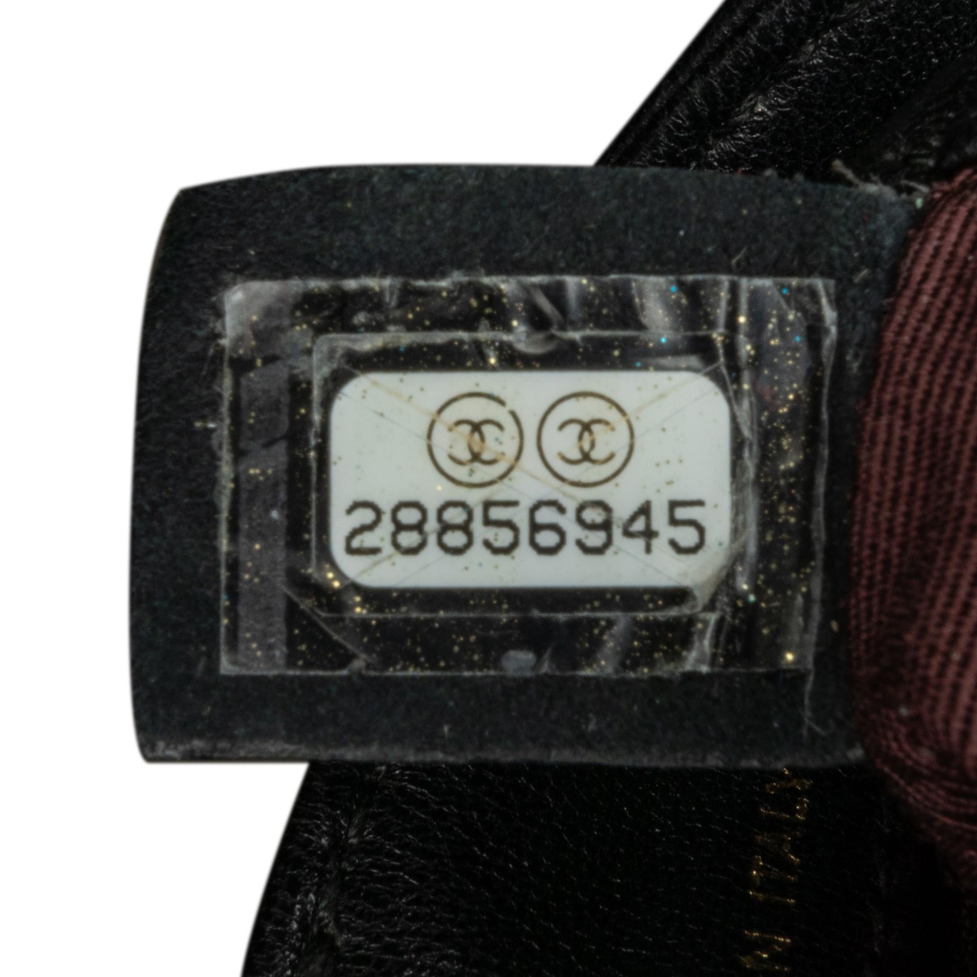 Top Quality Chanel Lambskin Tech Me Out Clutch With Chain (SHG-Qe8fKh)