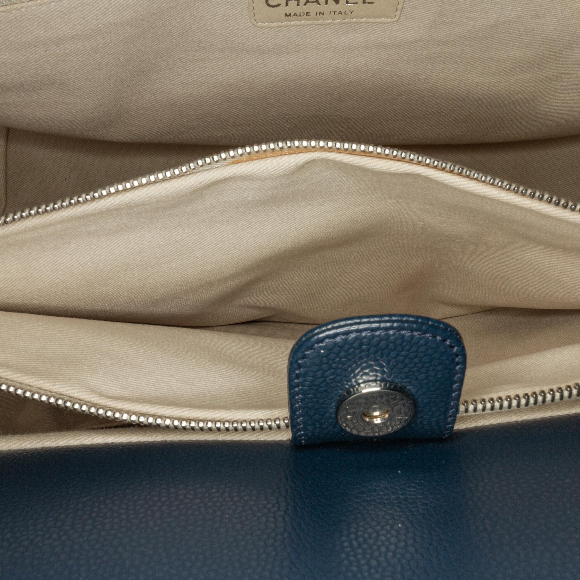 Top Quality Chanel Large Soft Caviar Leather Top Handle Tote (SHG-5ufwRD)