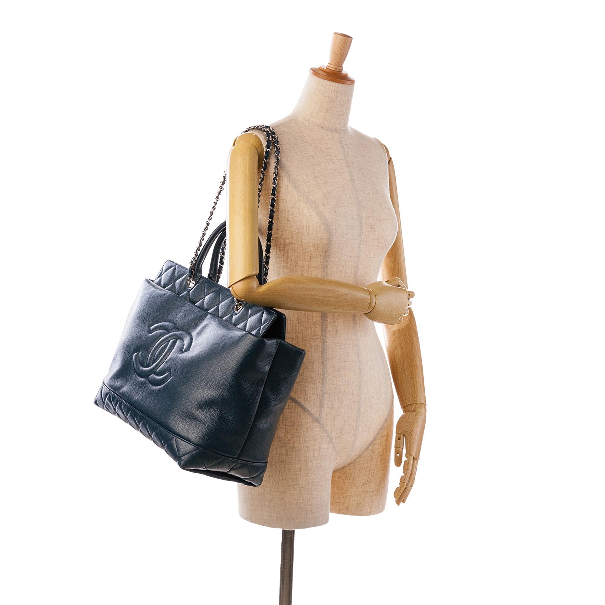 Top Quality Chanel Large Soft Caviar Leather Top Handle Tote (SHG-5ufwRD)