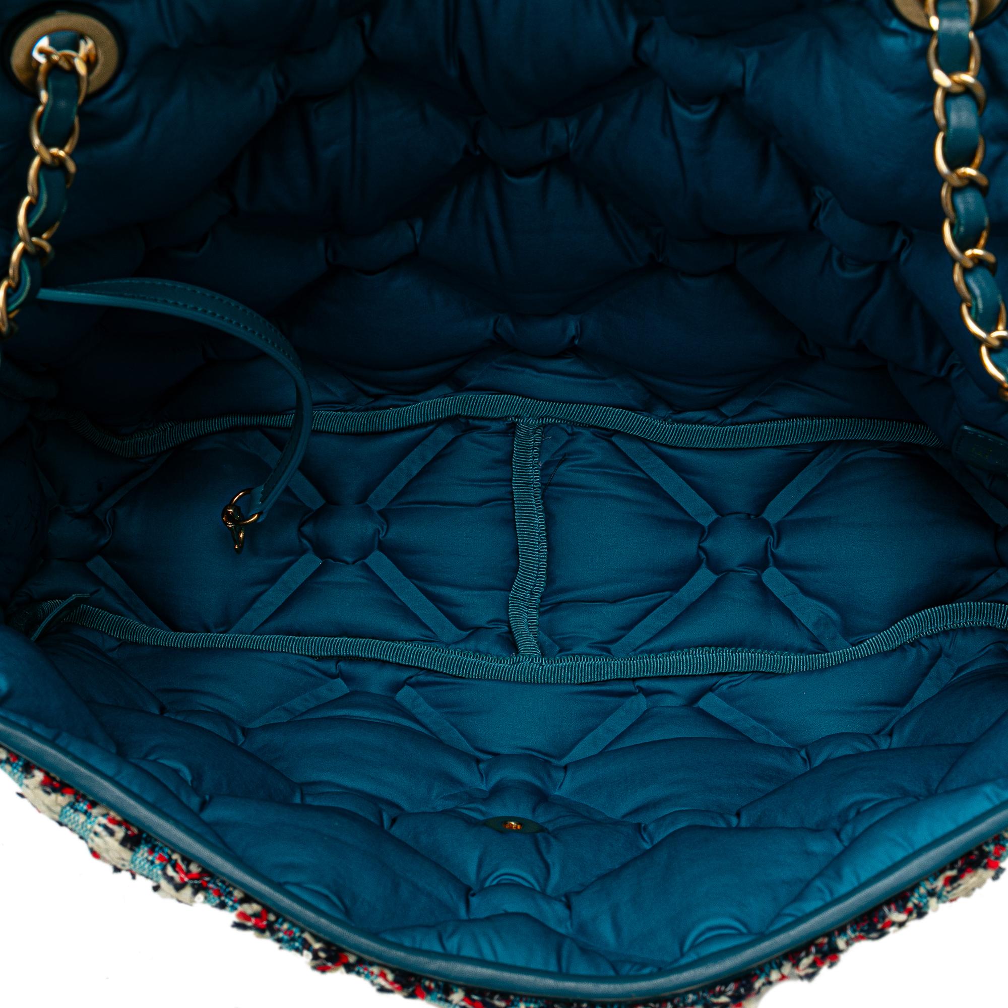 Top Quality Chanel Maxi Tweed Chesterfield Single Flap (SHG-QGGPCL)