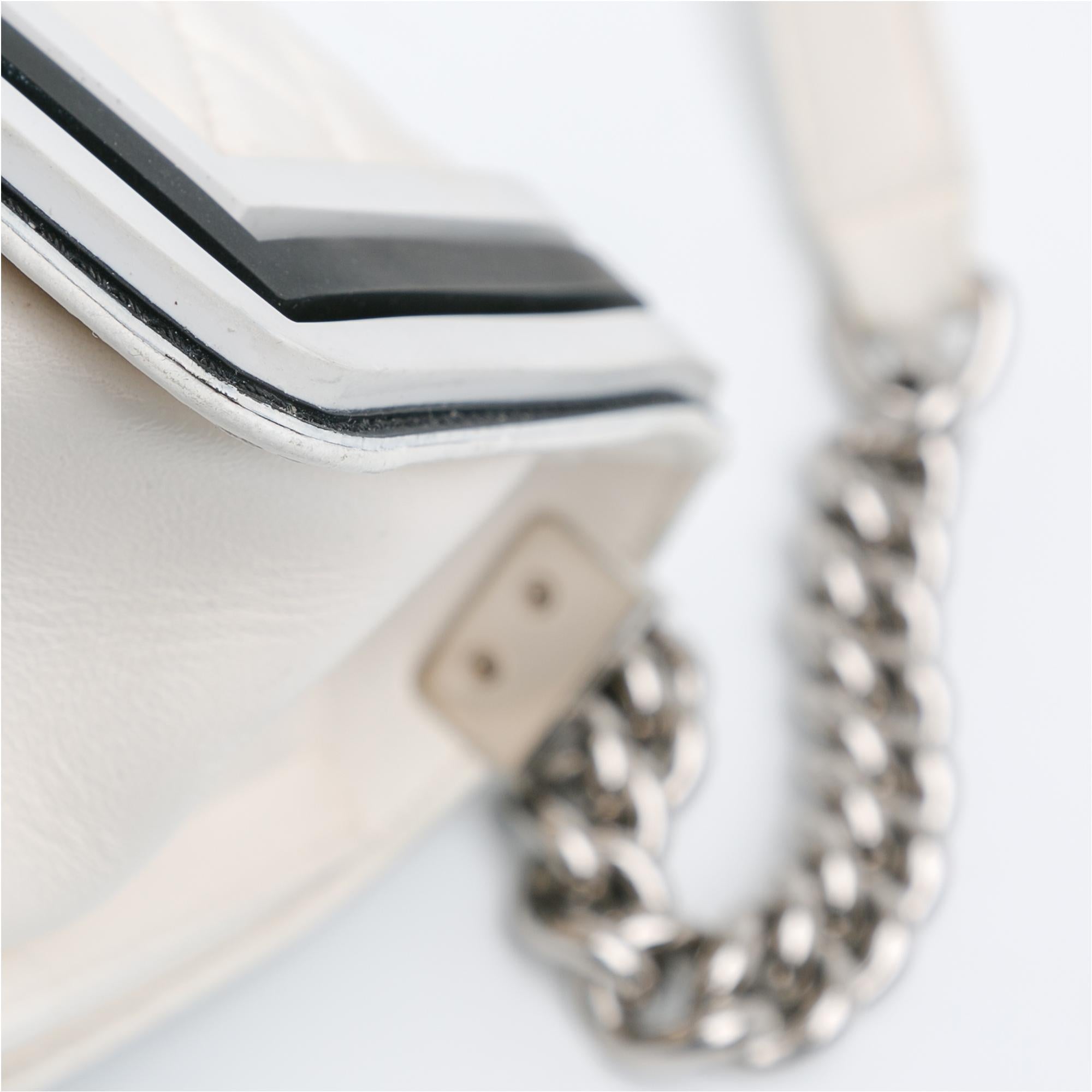 Top Quality Chanel Medium Bicolor Lambskin and Rubber Boy Flap (SHG-hH7LGi)