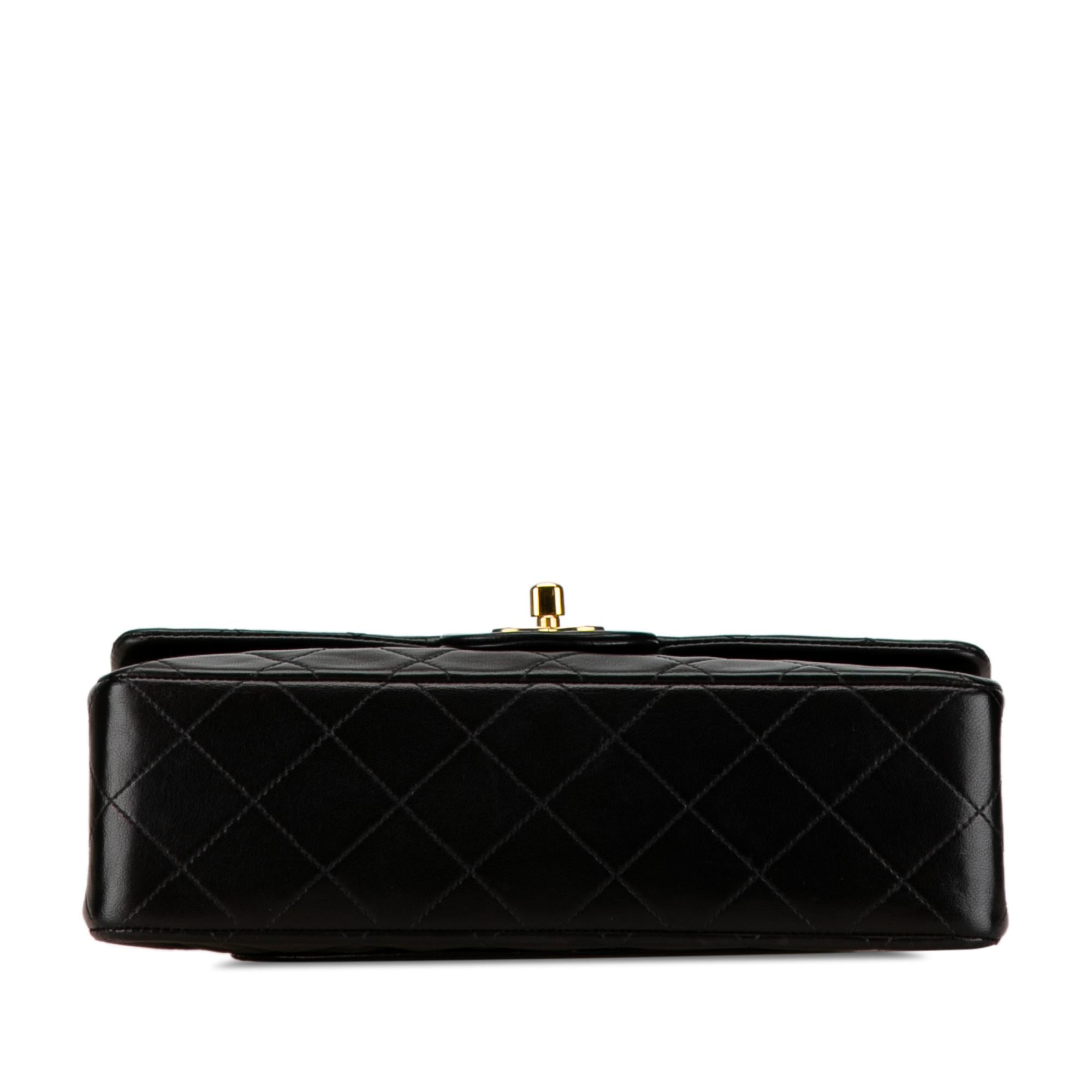 Top Quality Chanel Medium Classic Lambskin Double Flap (SHG-JJIzds)