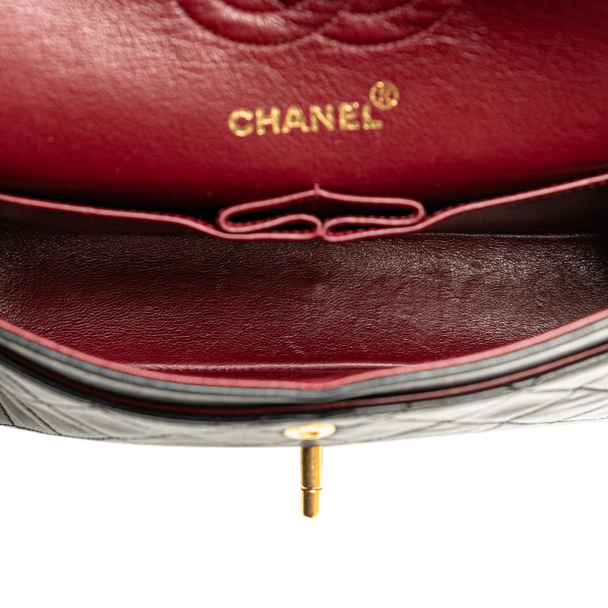 Top Quality Chanel Medium Classic Lambskin Double Flap (SHG-JJIzds)