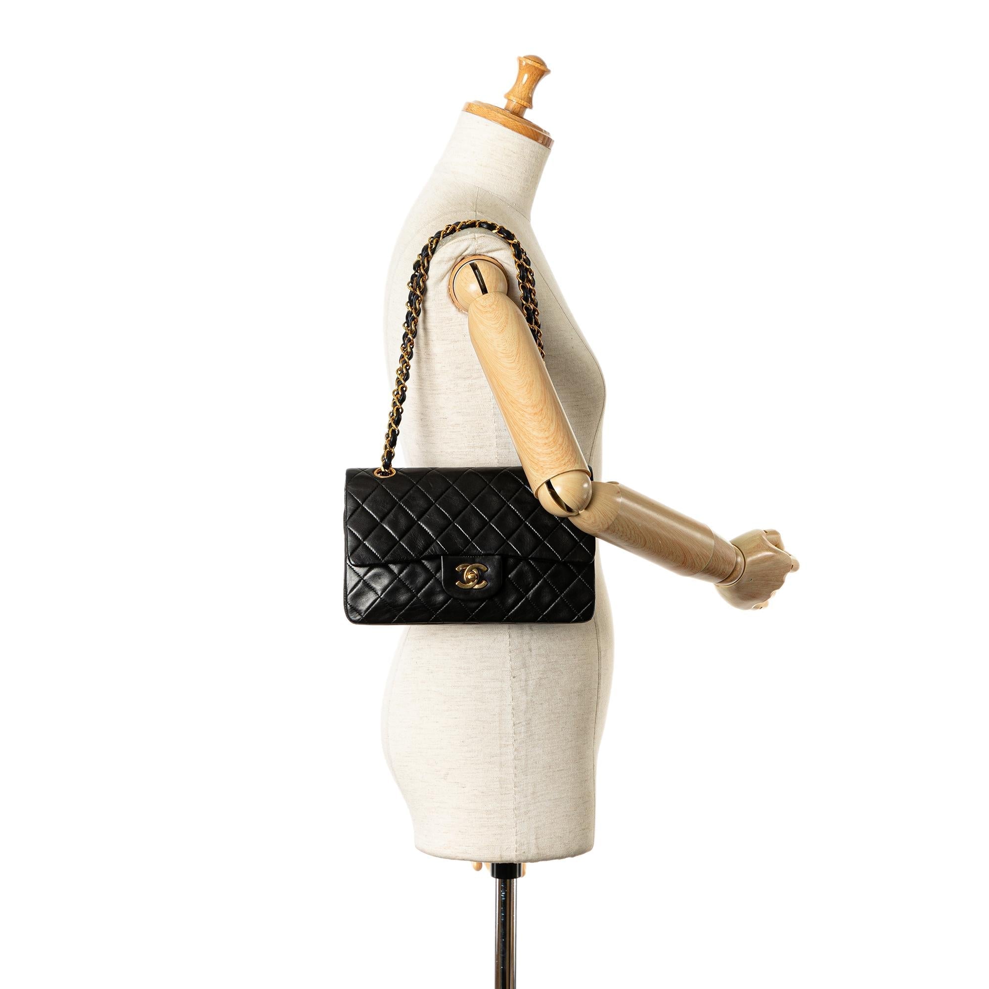 Top Quality Chanel Medium Classic Lambskin Double Flap (SHG-JJIzds)