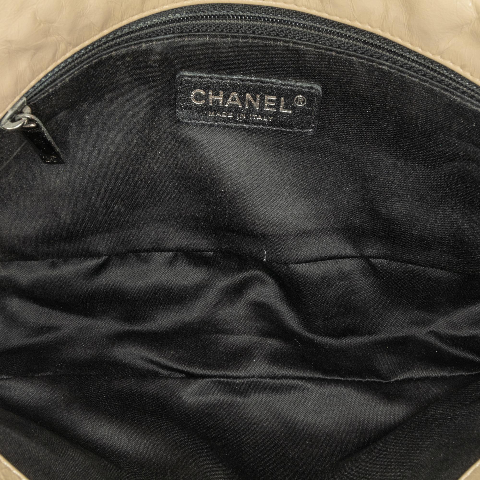 Top Quality Chanel Medium Glazed Calfskin Twisted Flap (SHG-wkrXpk)