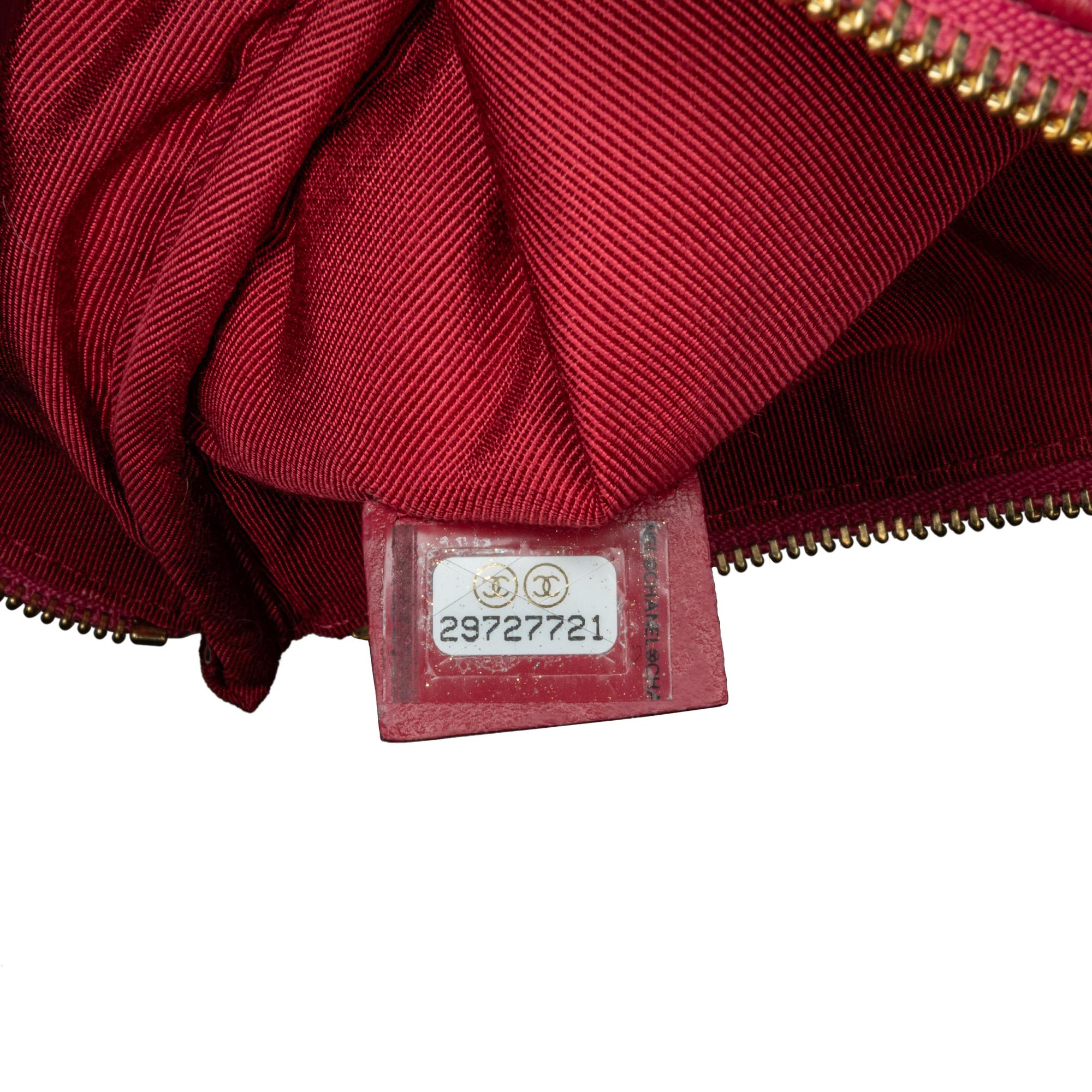 Top Quality Chanel Medium Quilted Lambskin O Case Clutch (SHG-wDy0Mj)