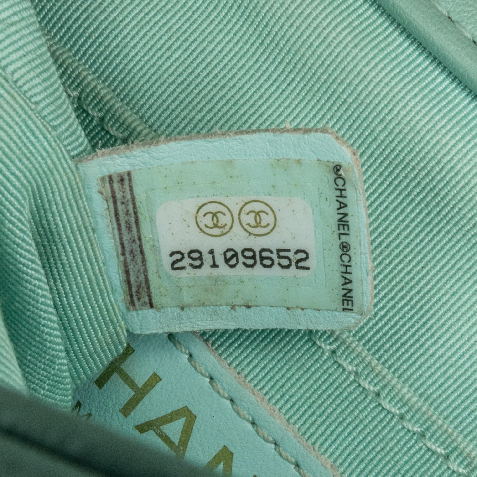 Top Quality Chanel Mini Lambskin In The Loop Flap (SHG-YZnOKG)