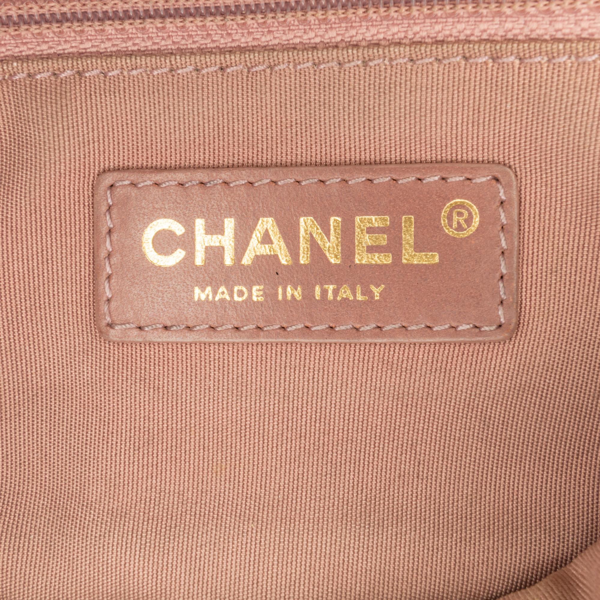 Top Quality Chanel Mini Rectangular Chevron Lambskin Chain Around Flap (SHG-MXUjLx)